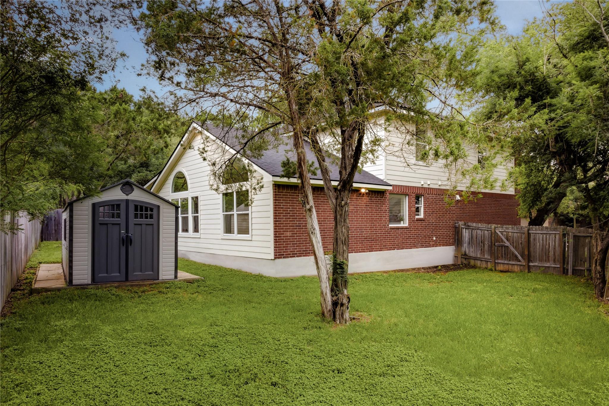 5736 Lomita Verde CIR