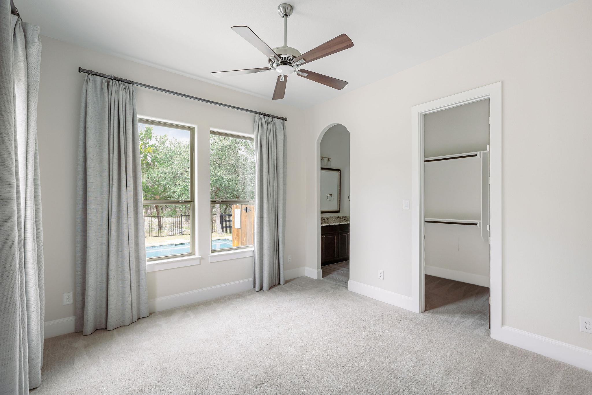 812 Jennings Branch RD