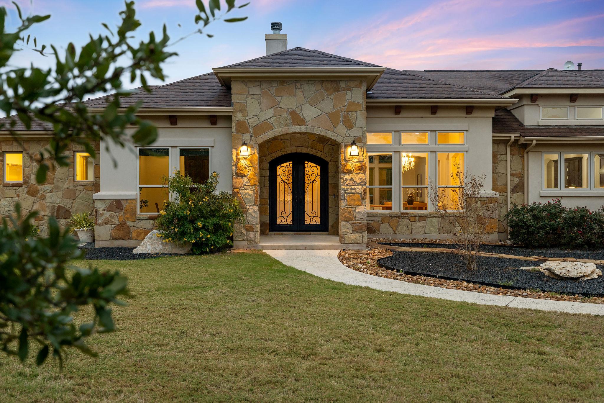 812 Jennings Branch RD