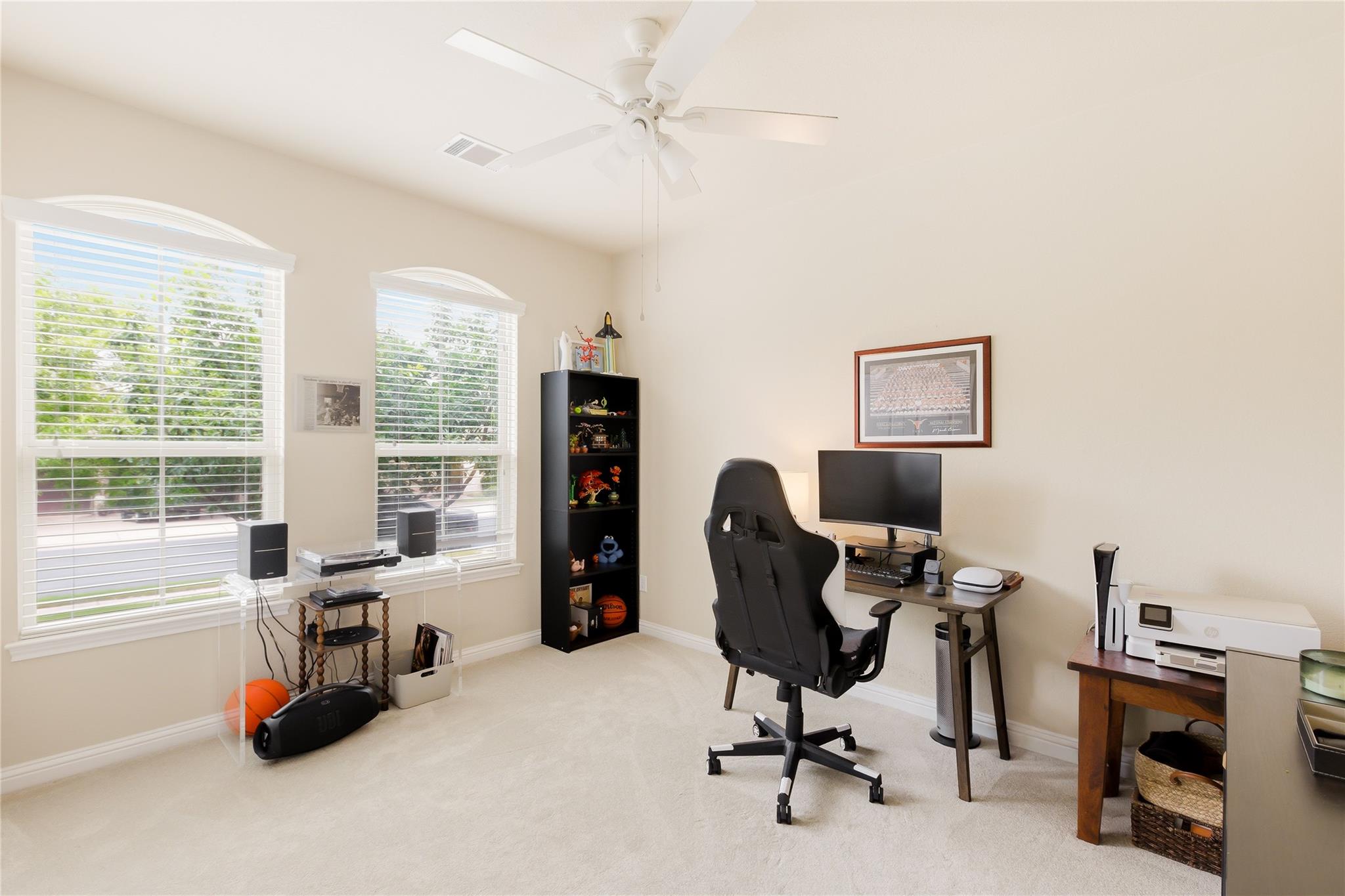 214 Bellagio DR