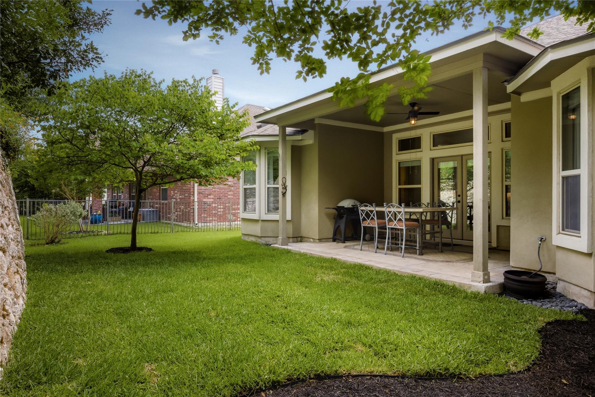 214 Bellagio DR