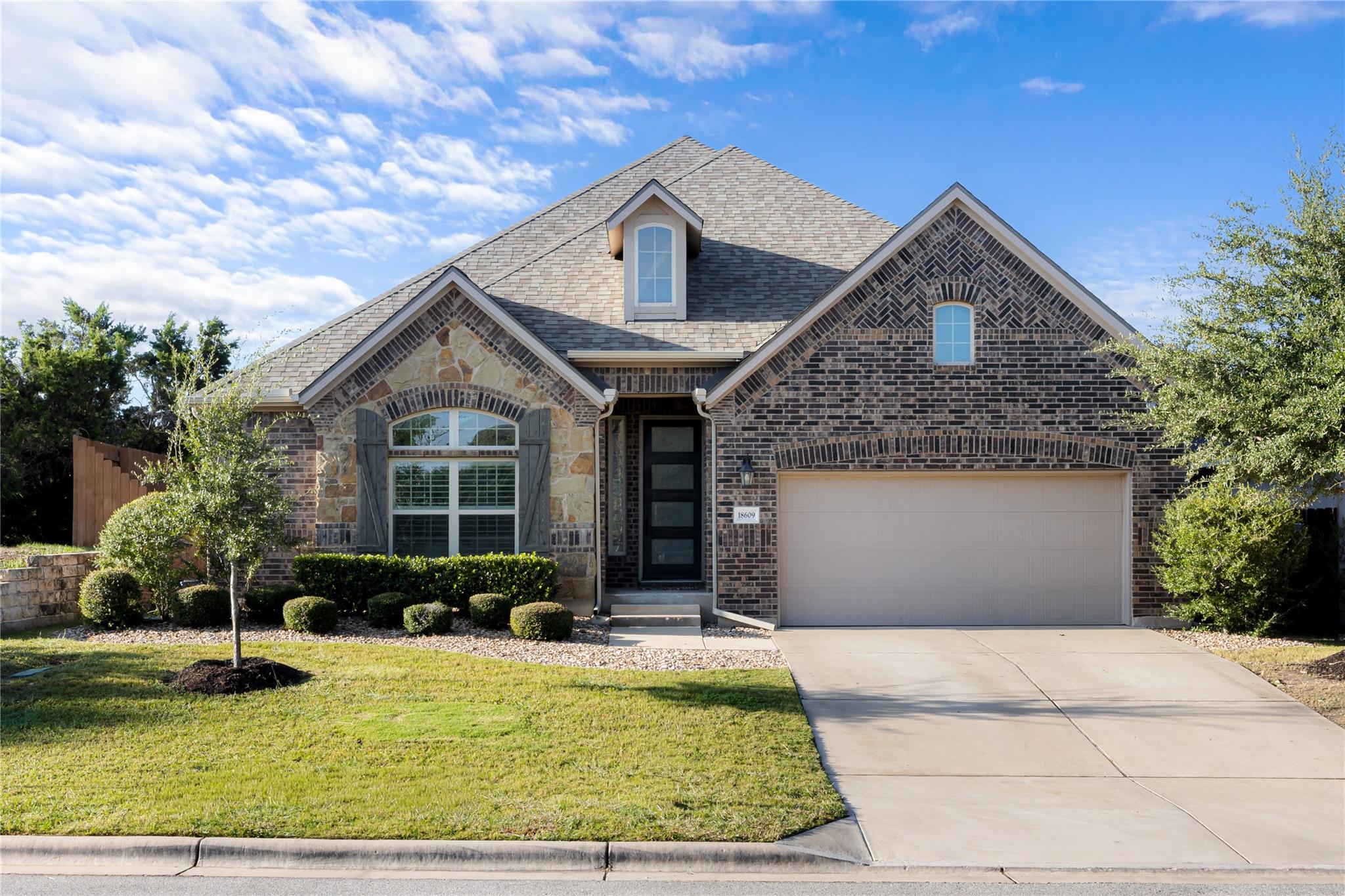 18609 Rio Chama LN