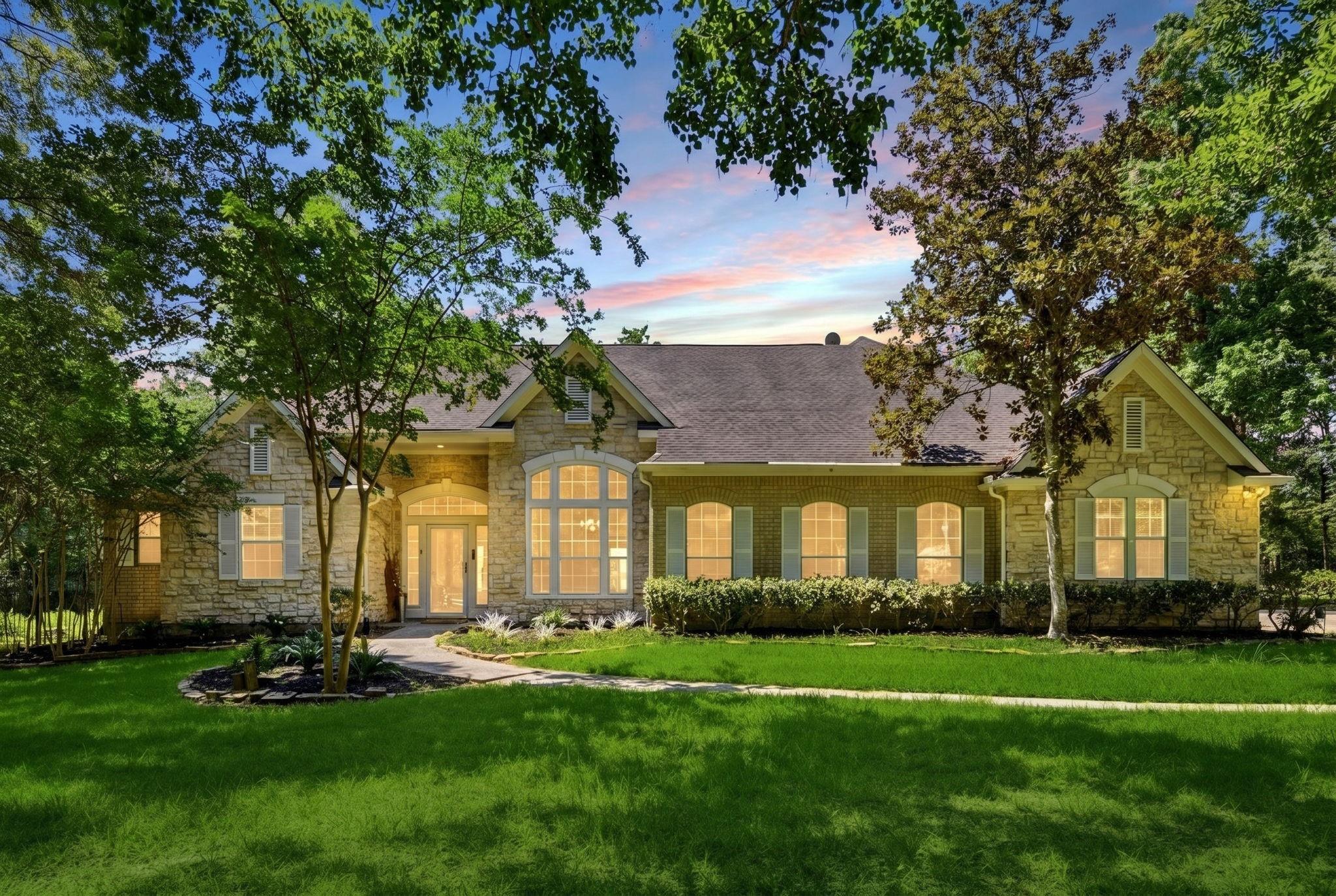 10965 Lake Forest Drive