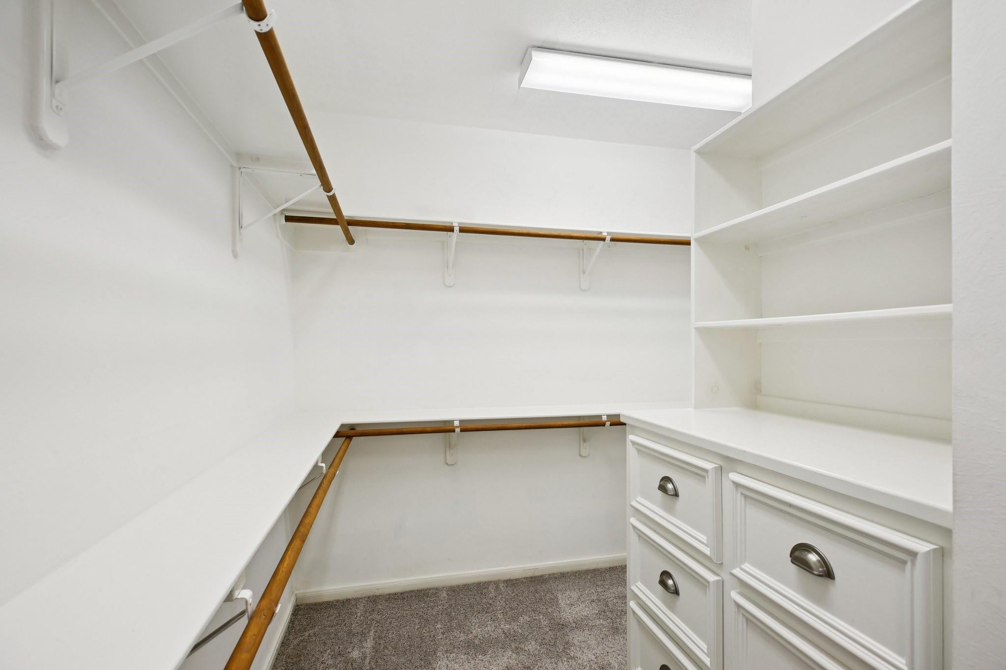 3146 Lake Island Drive