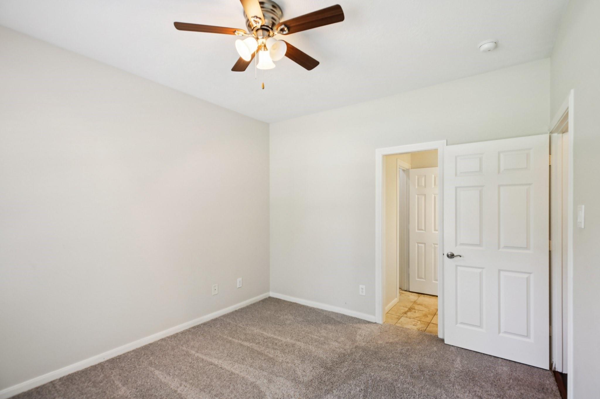 3146 Lake Island Drive