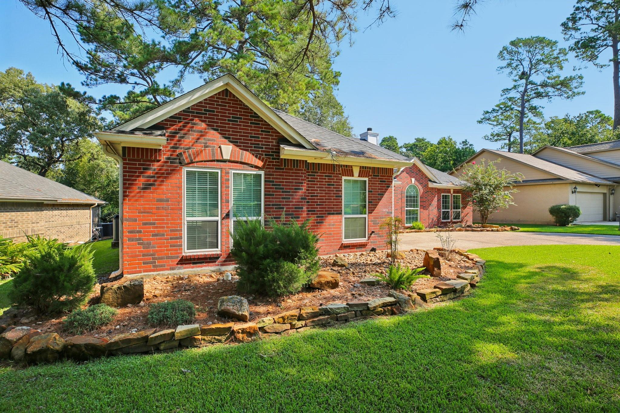 3146 Lake Island Drive