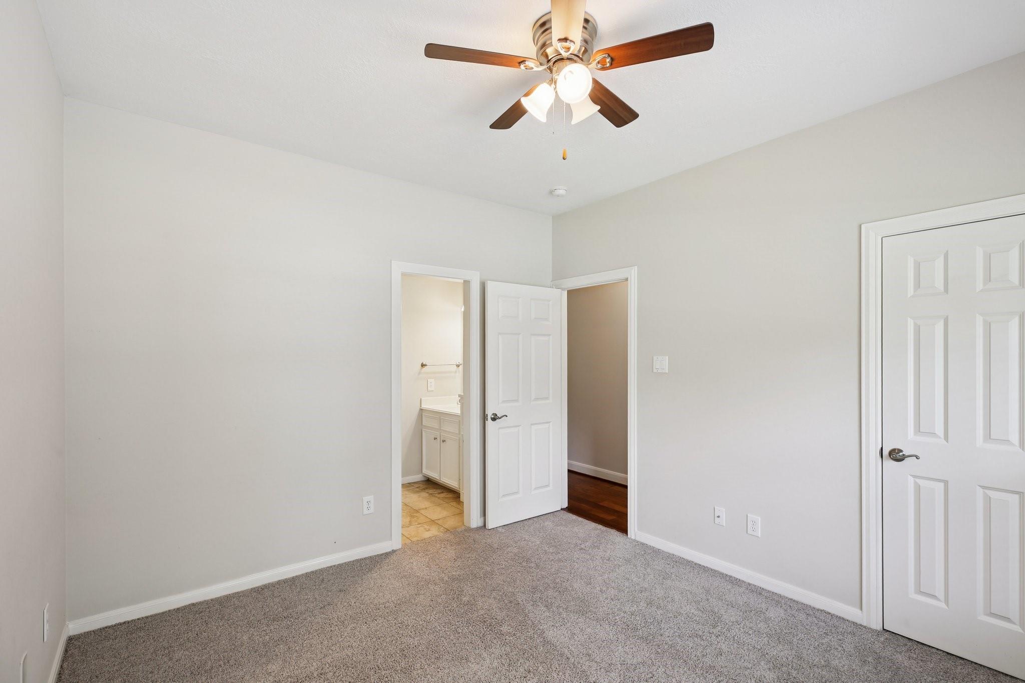 3146 Lake Island Drive