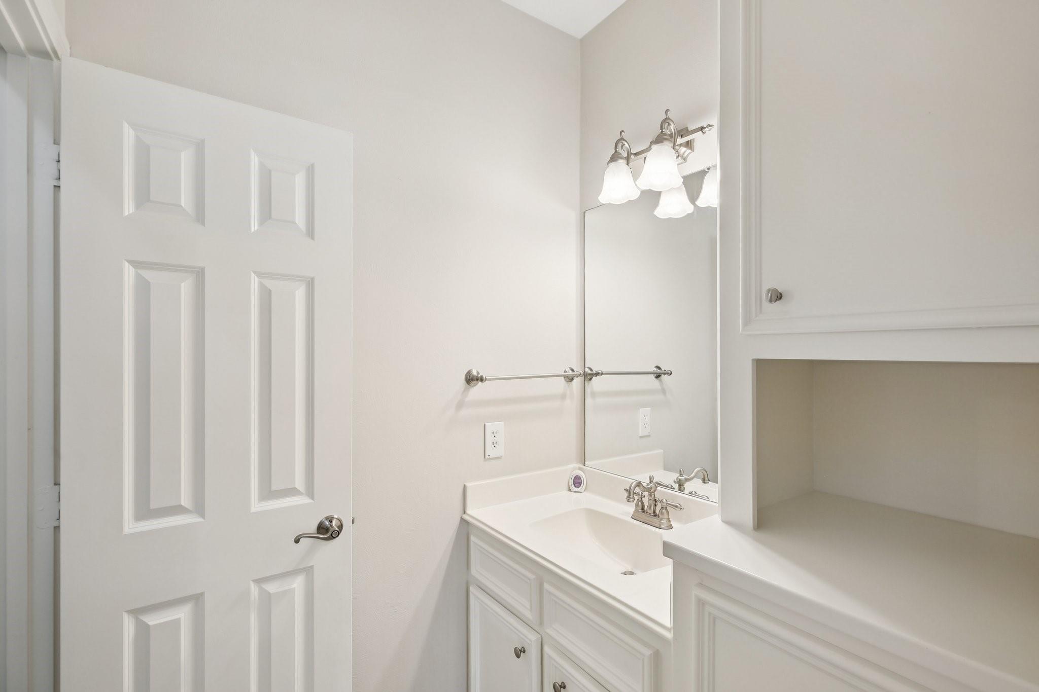 3146 Lake Island Drive