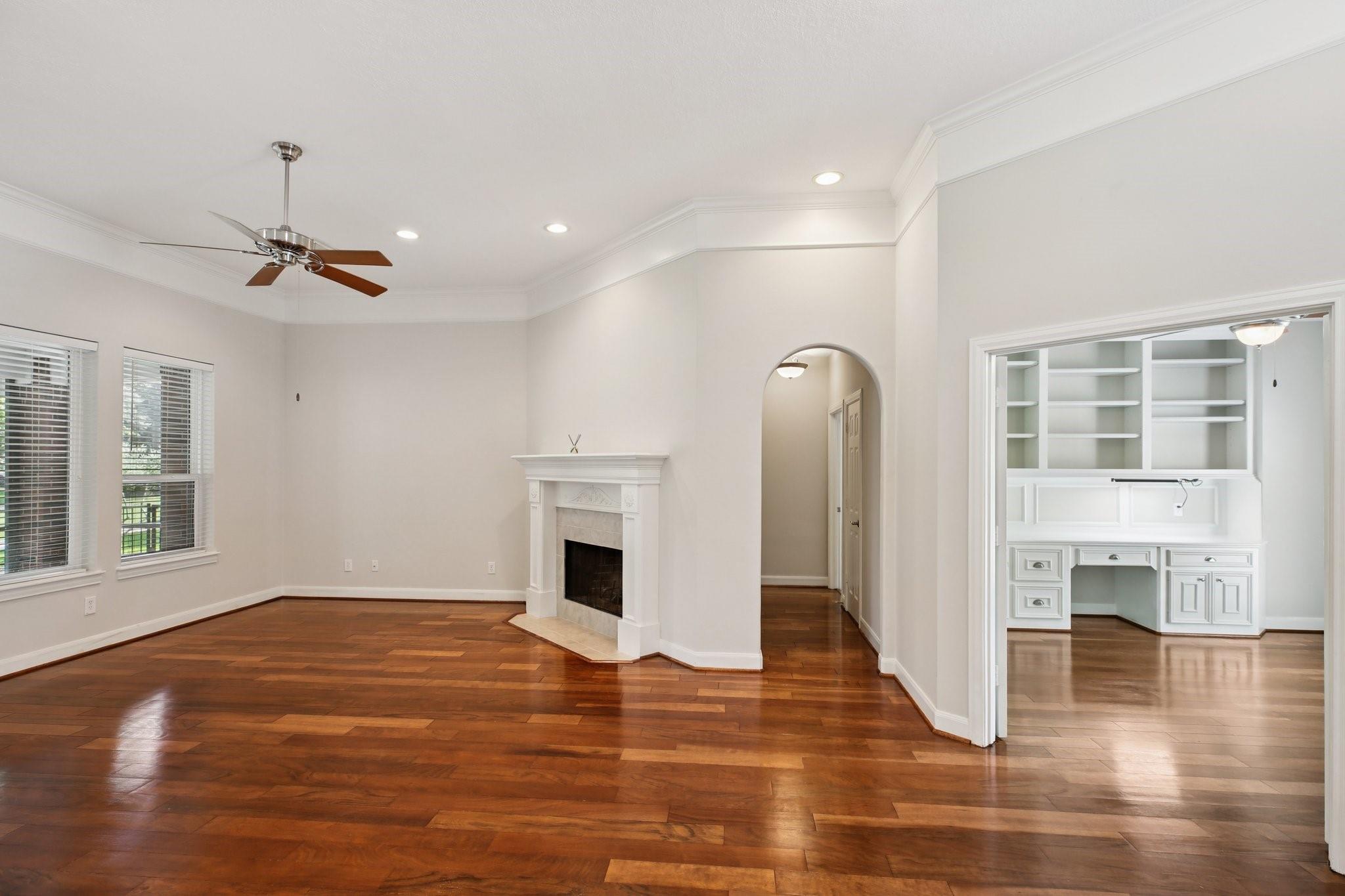 3146 Lake Island Drive