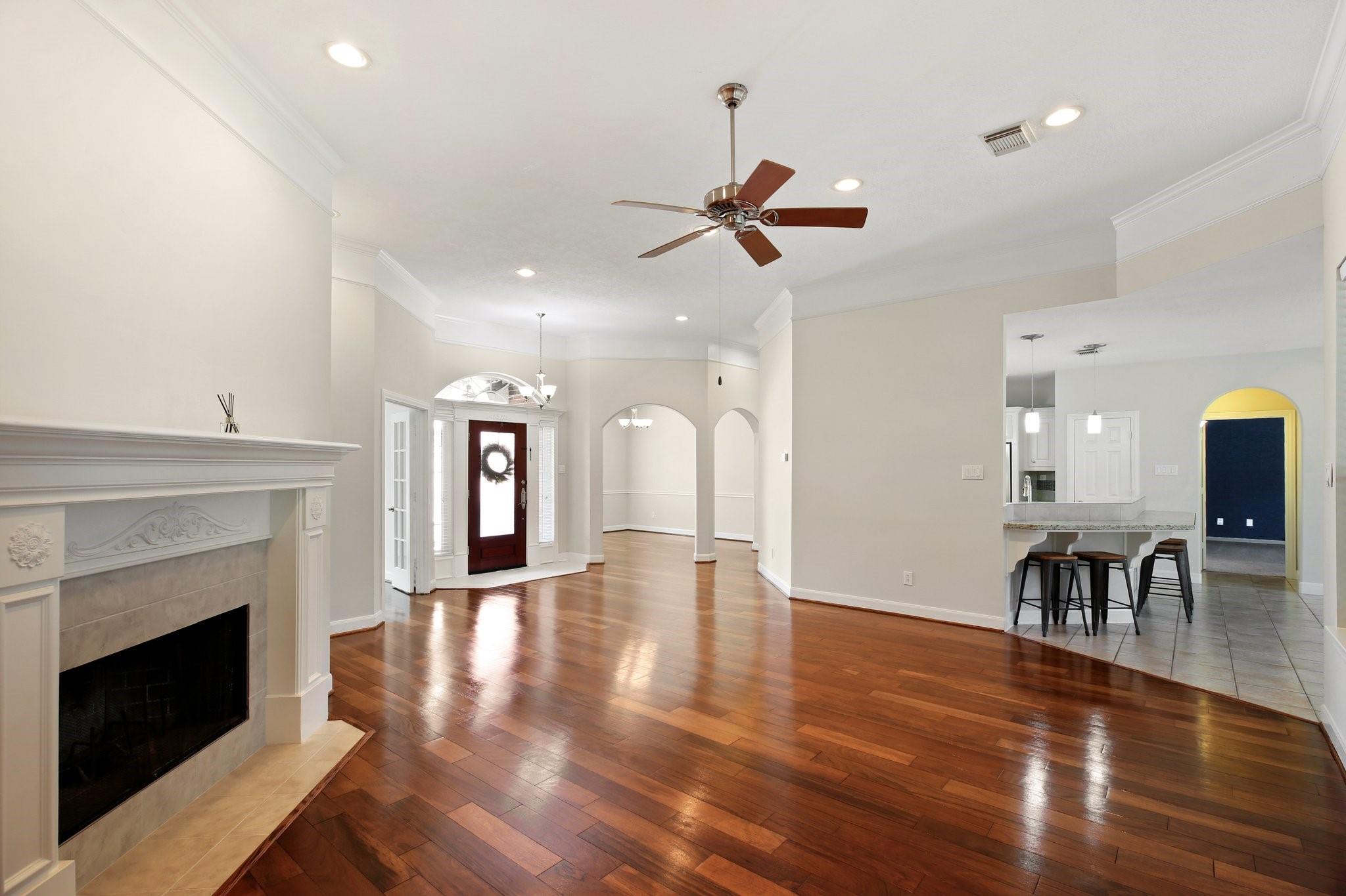 3146 Lake Island Drive