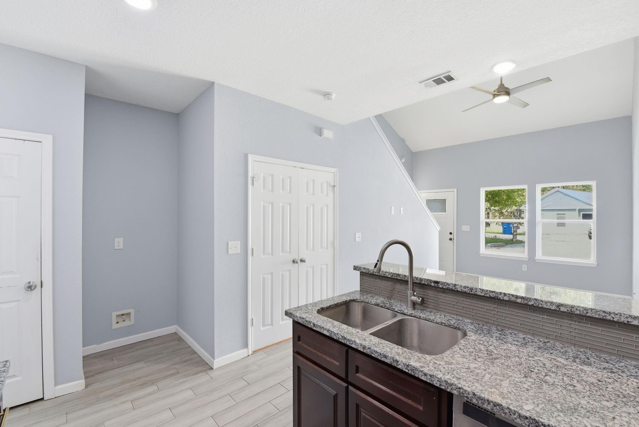 16831 Balmoral