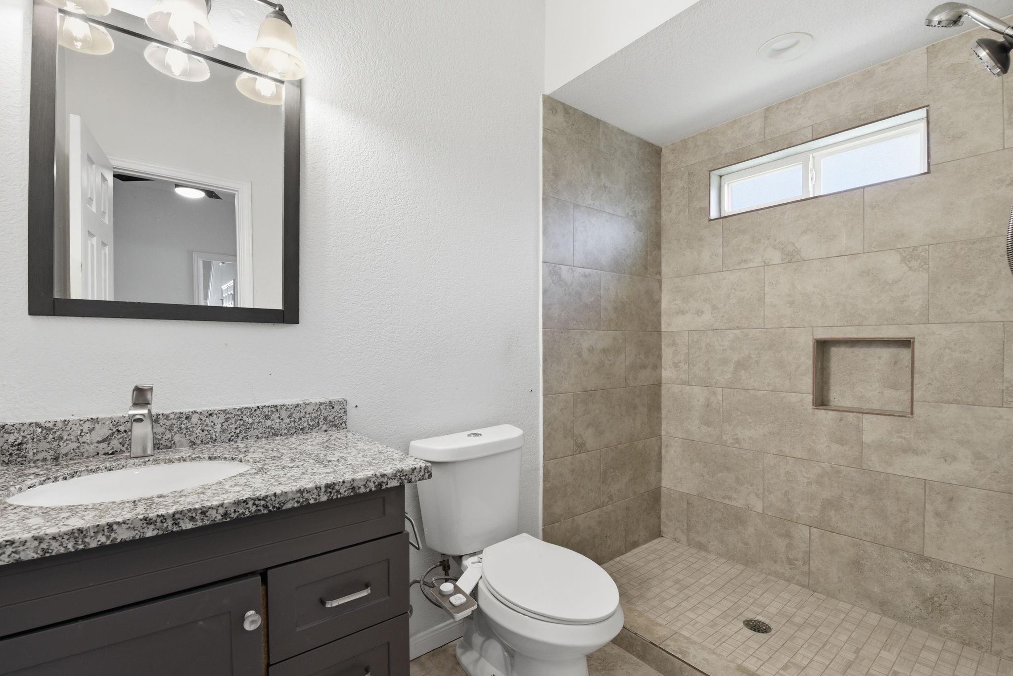 16831 Balmoral