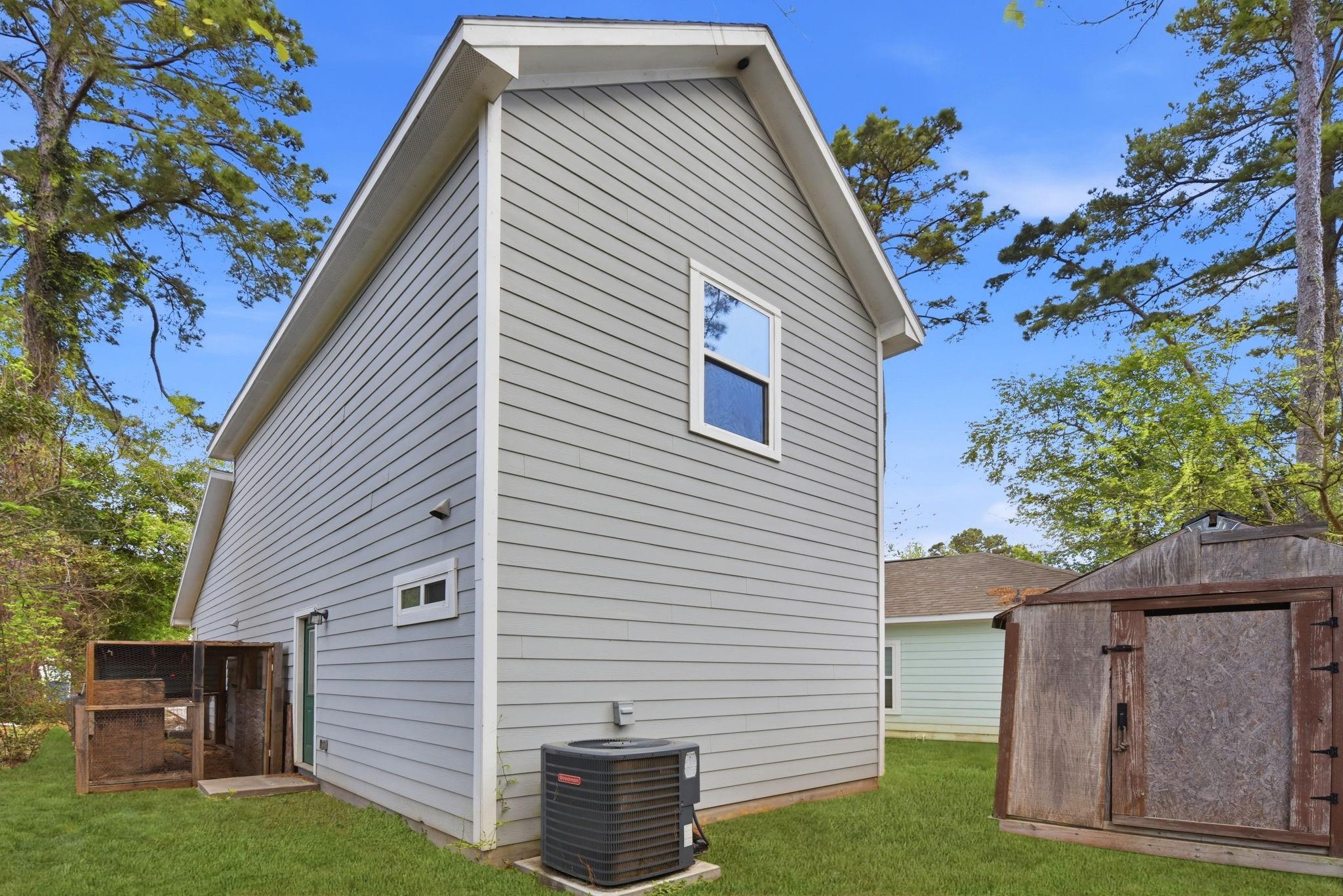 16831 Balmoral