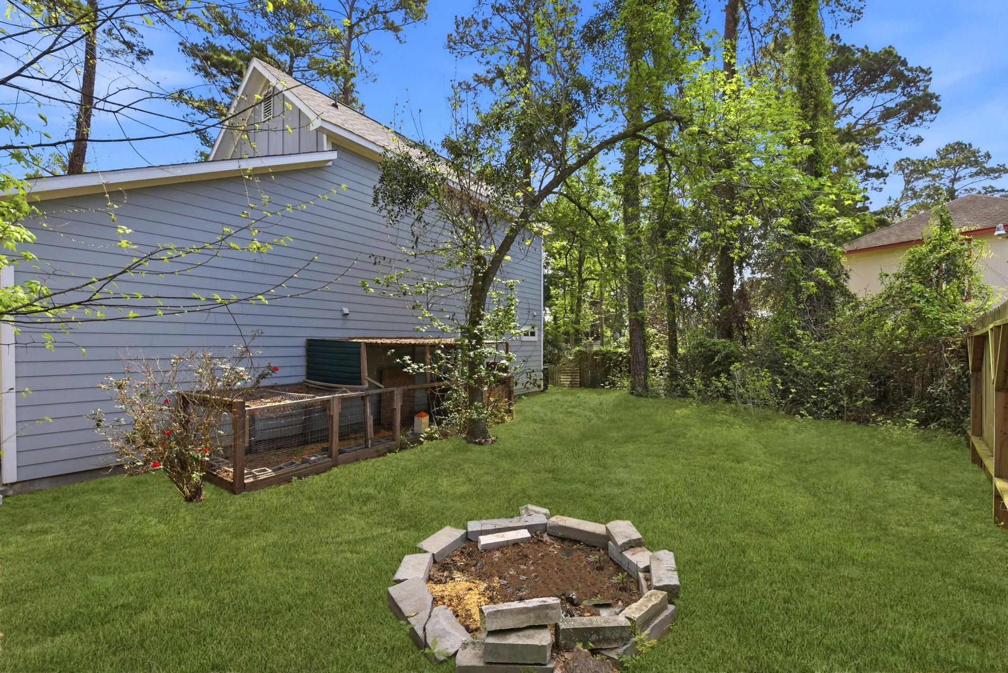16831 Balmoral