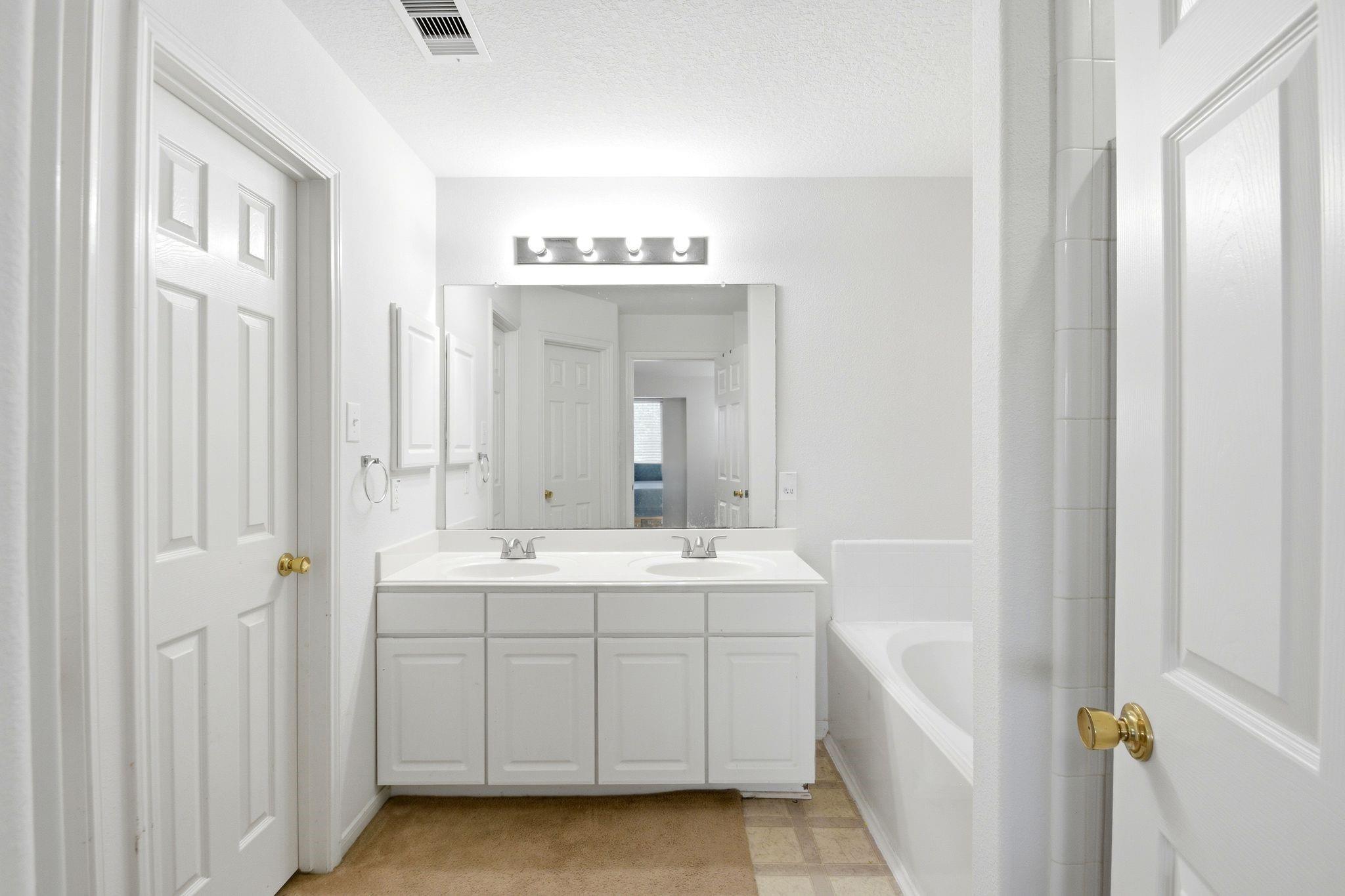 16954 Tableland Trail