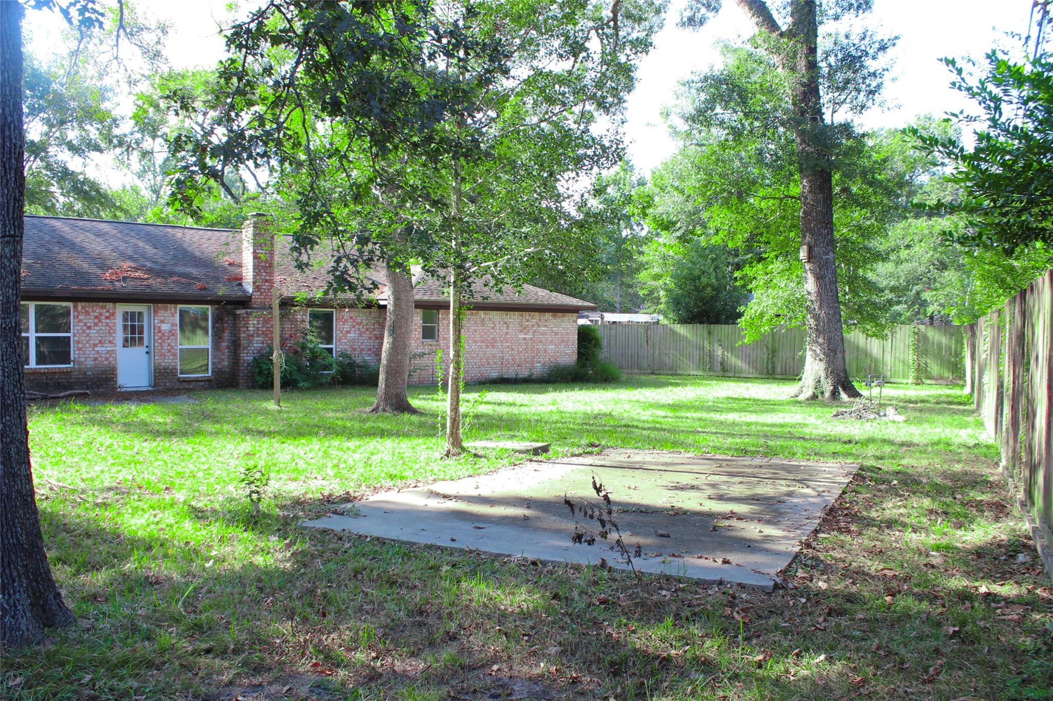 813 Glen Hollow Court, Conroe