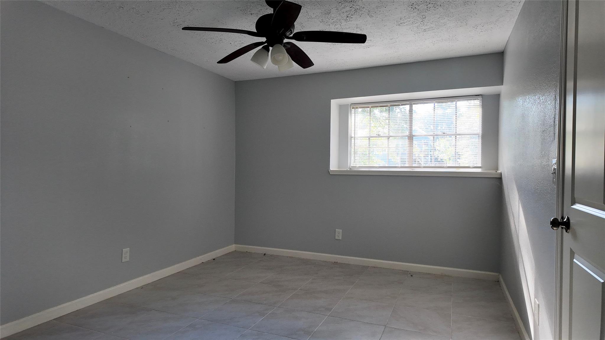 813 Glen Hollow Court, Conroe