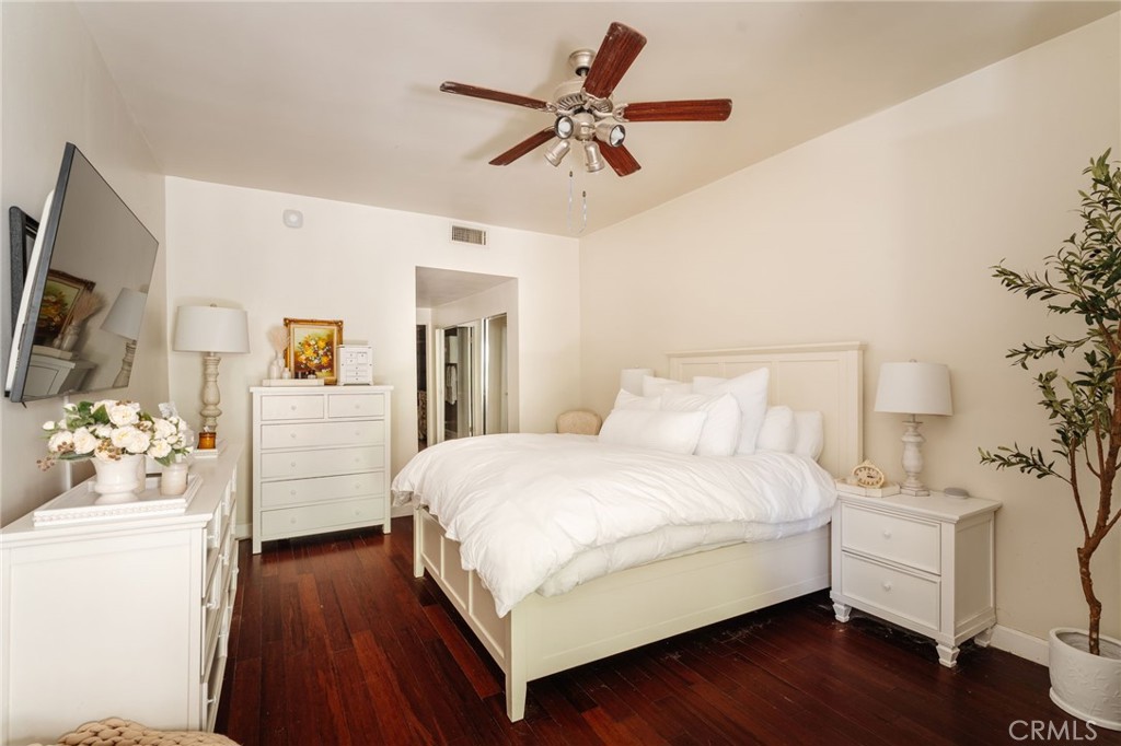 2332 Fox Hills 103
