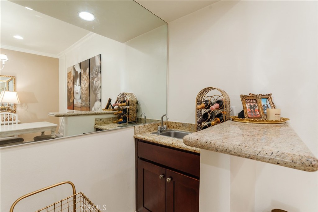 2332 Fox Hills 103