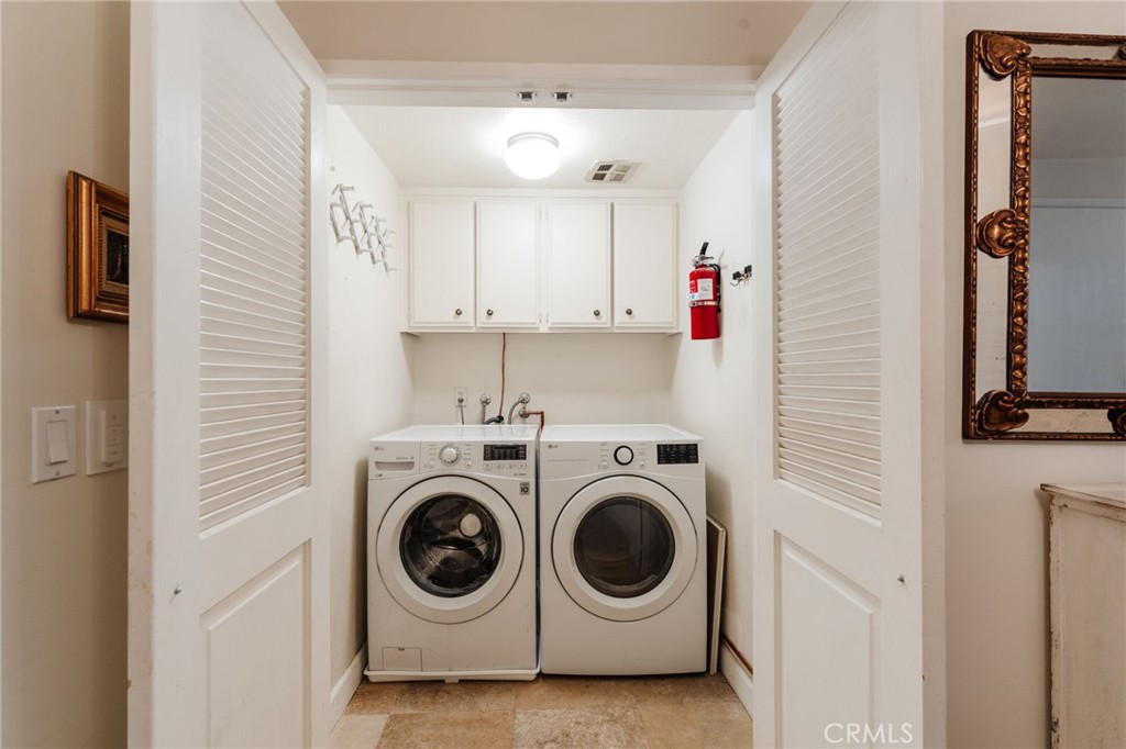 2332 Fox Hills 103