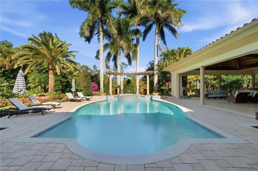 16961 Verona LN