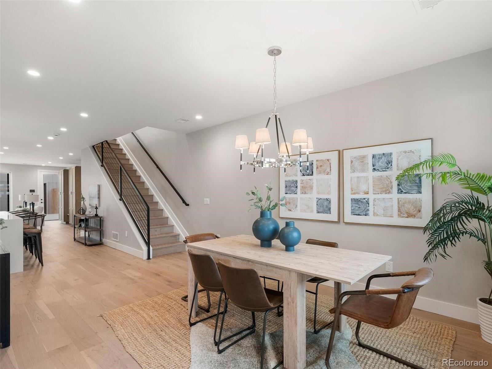 3280 W Hayward Place