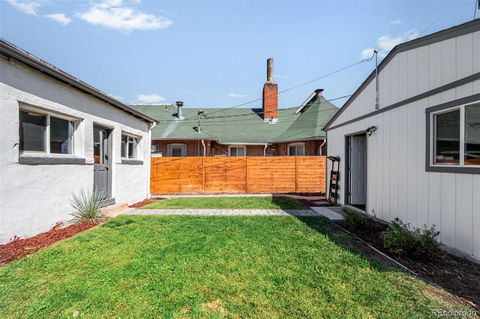 2140 N Humboldt Street