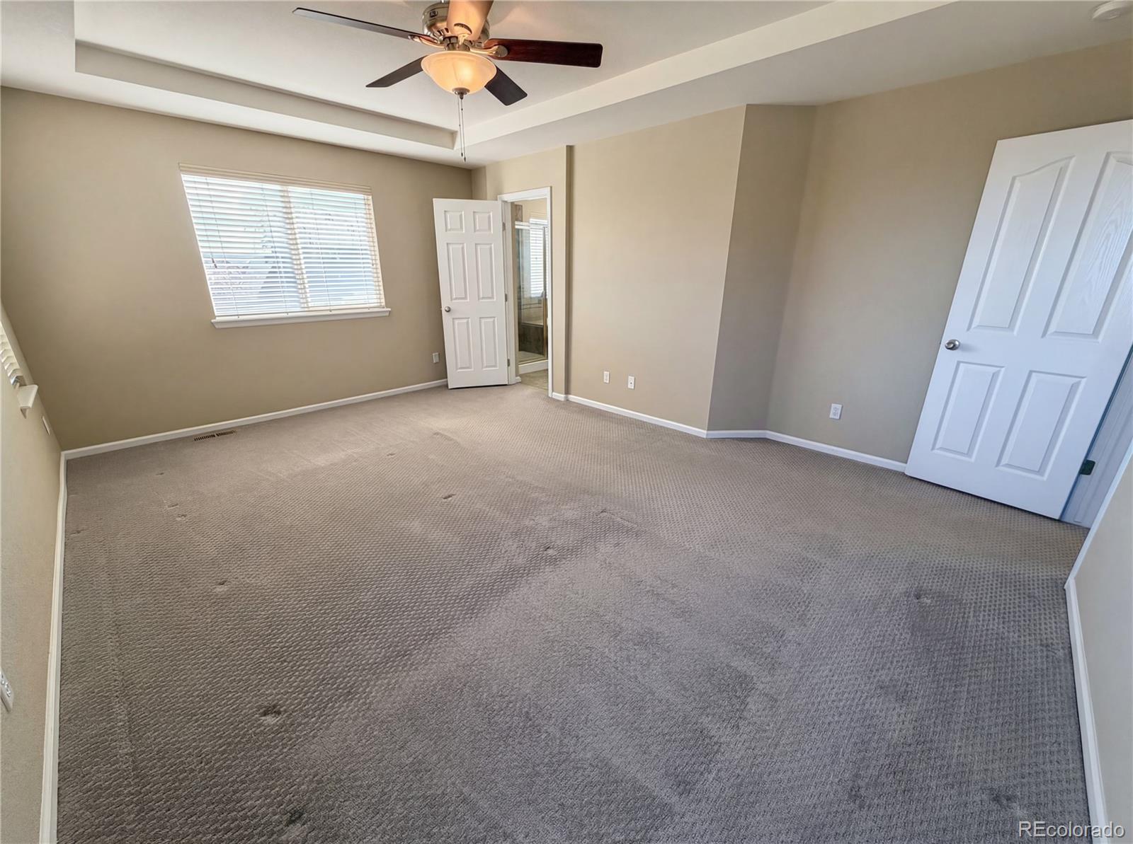 10049 Southlawn Circle