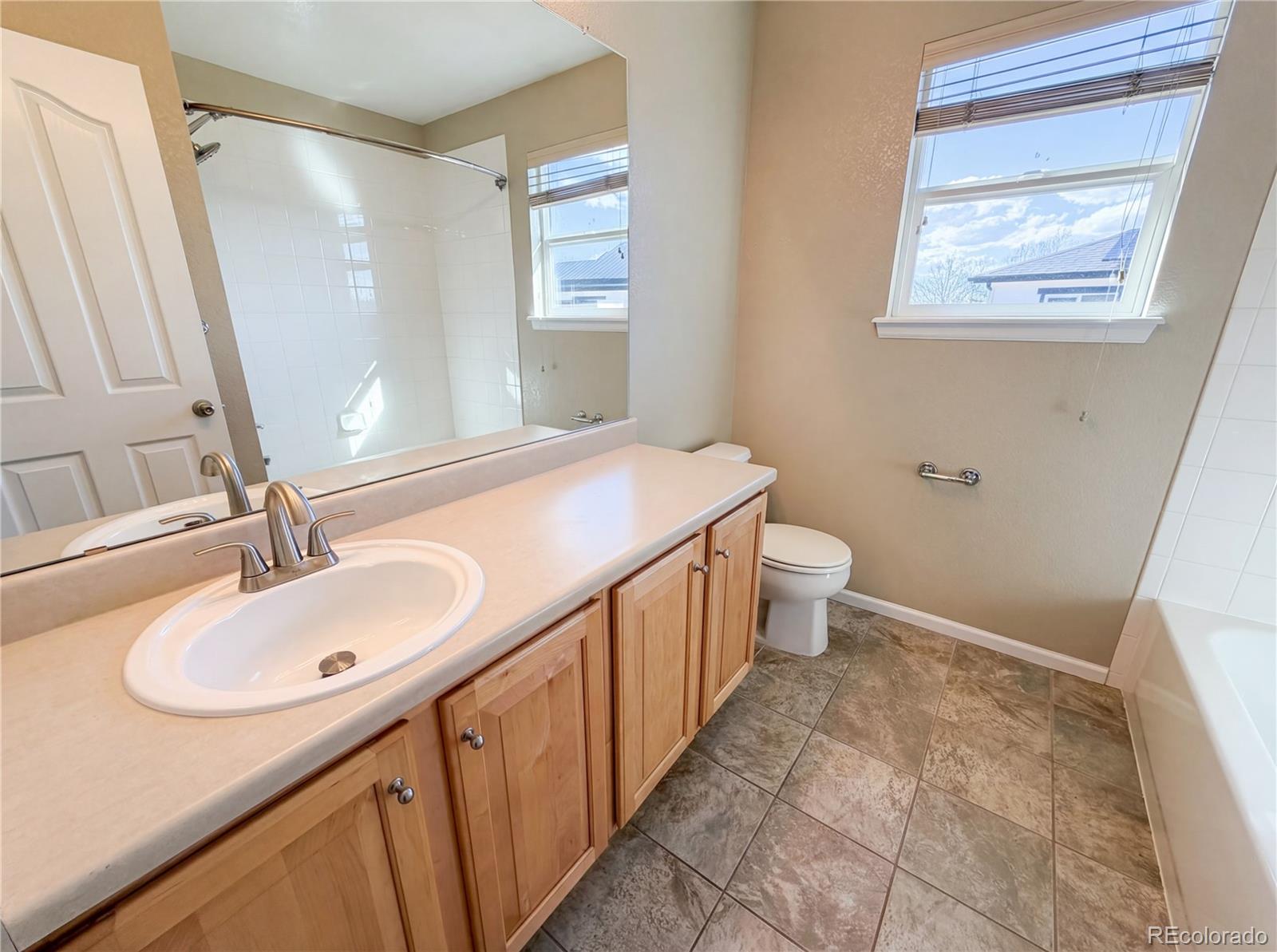 10049 Southlawn Circle