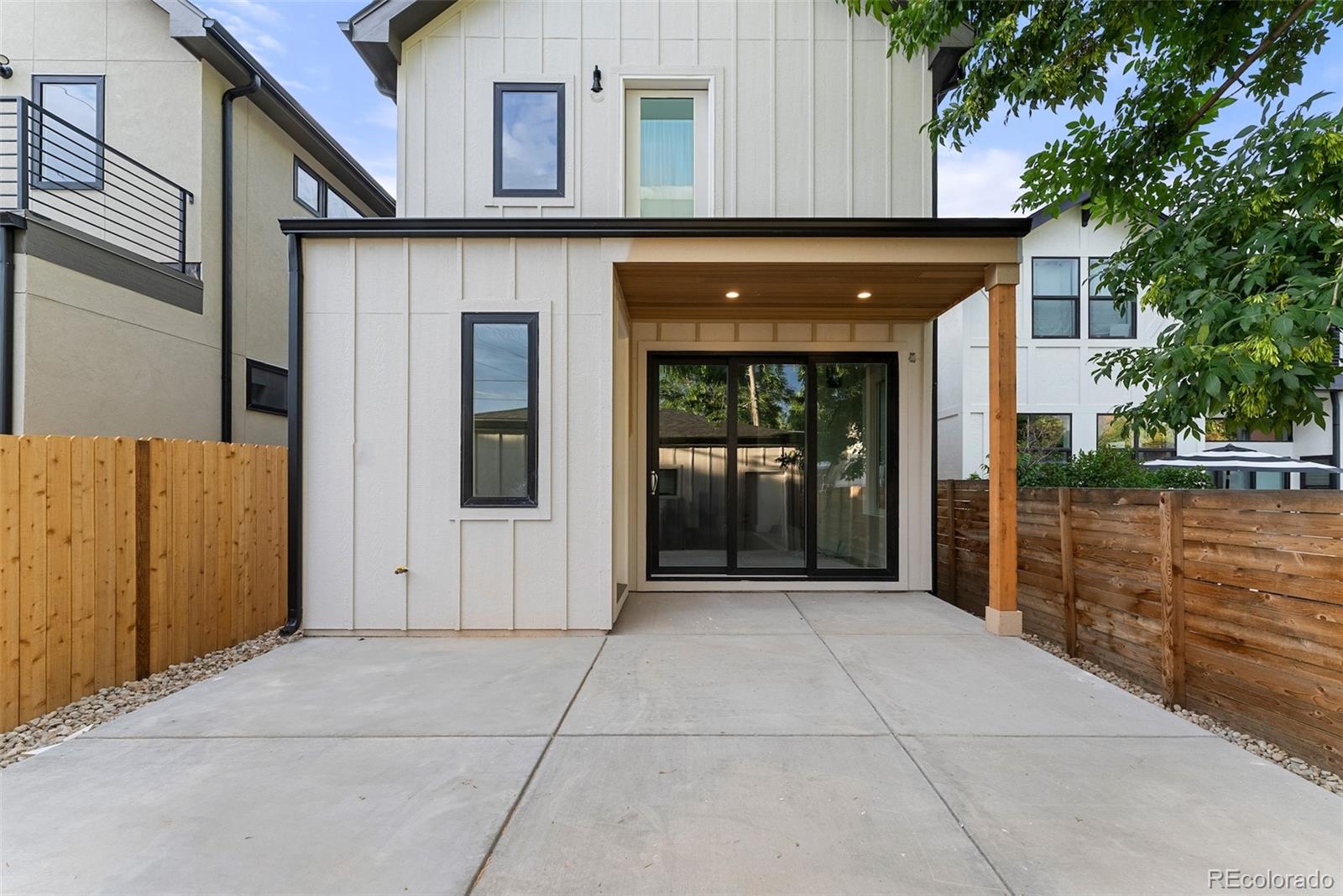 3270 W Hayward Place