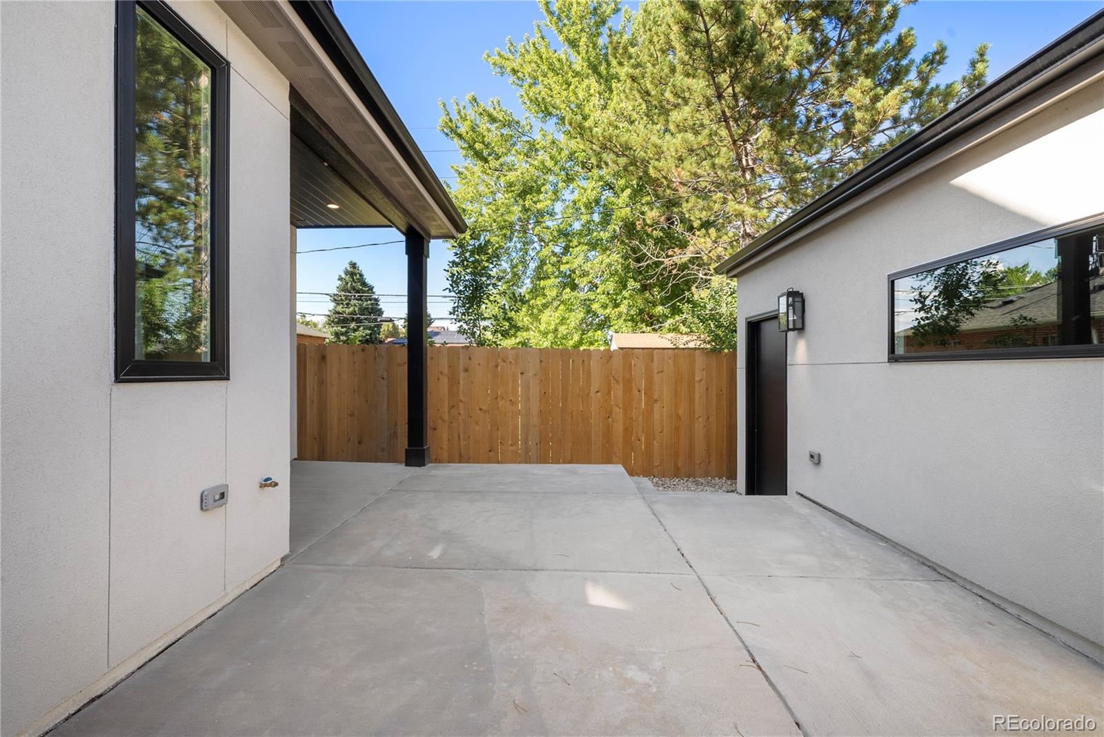 1388 Yates Street