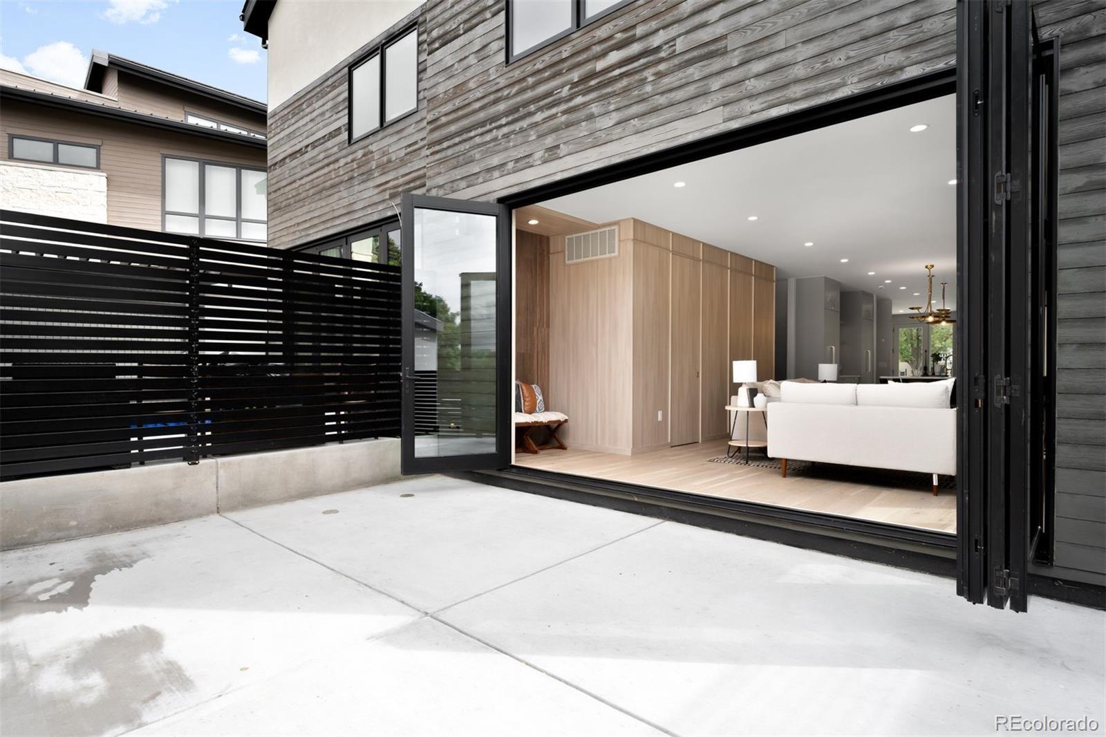 411 Madison Street