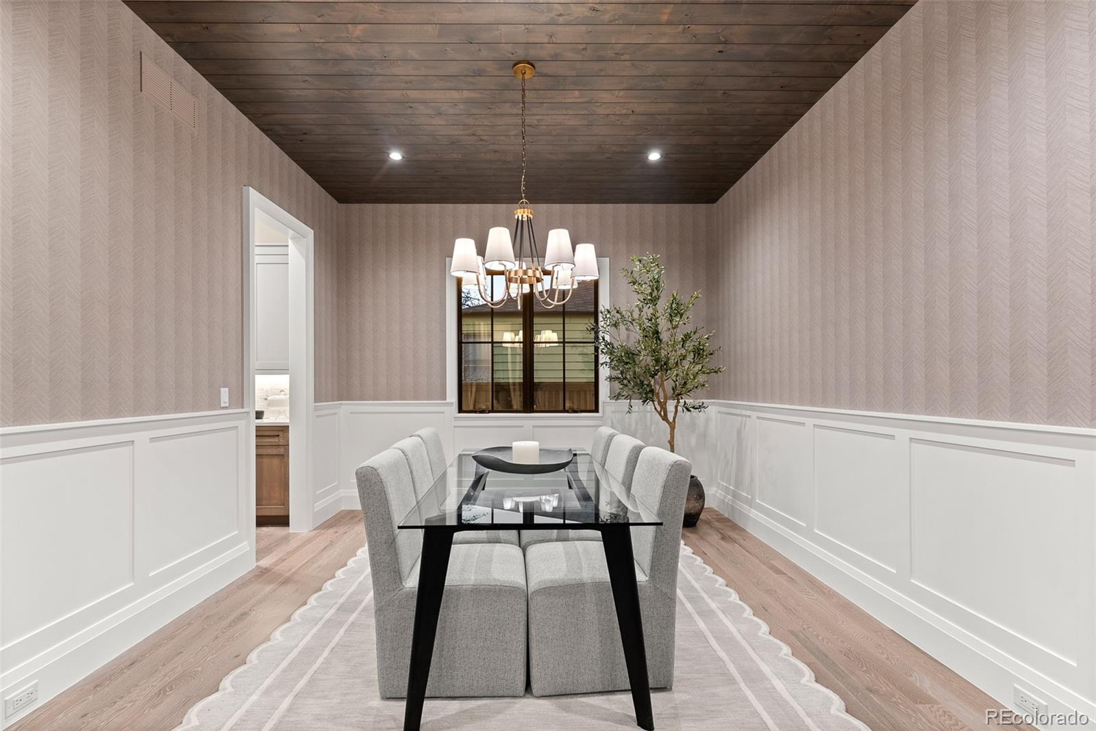 1149 S Madison Street