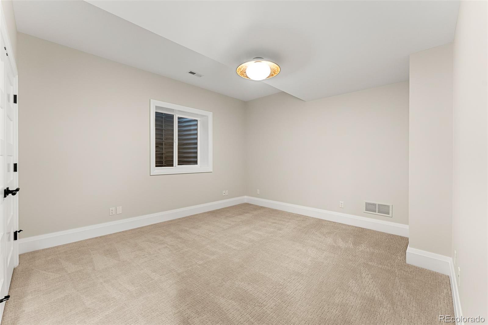 1149 S Madison Street