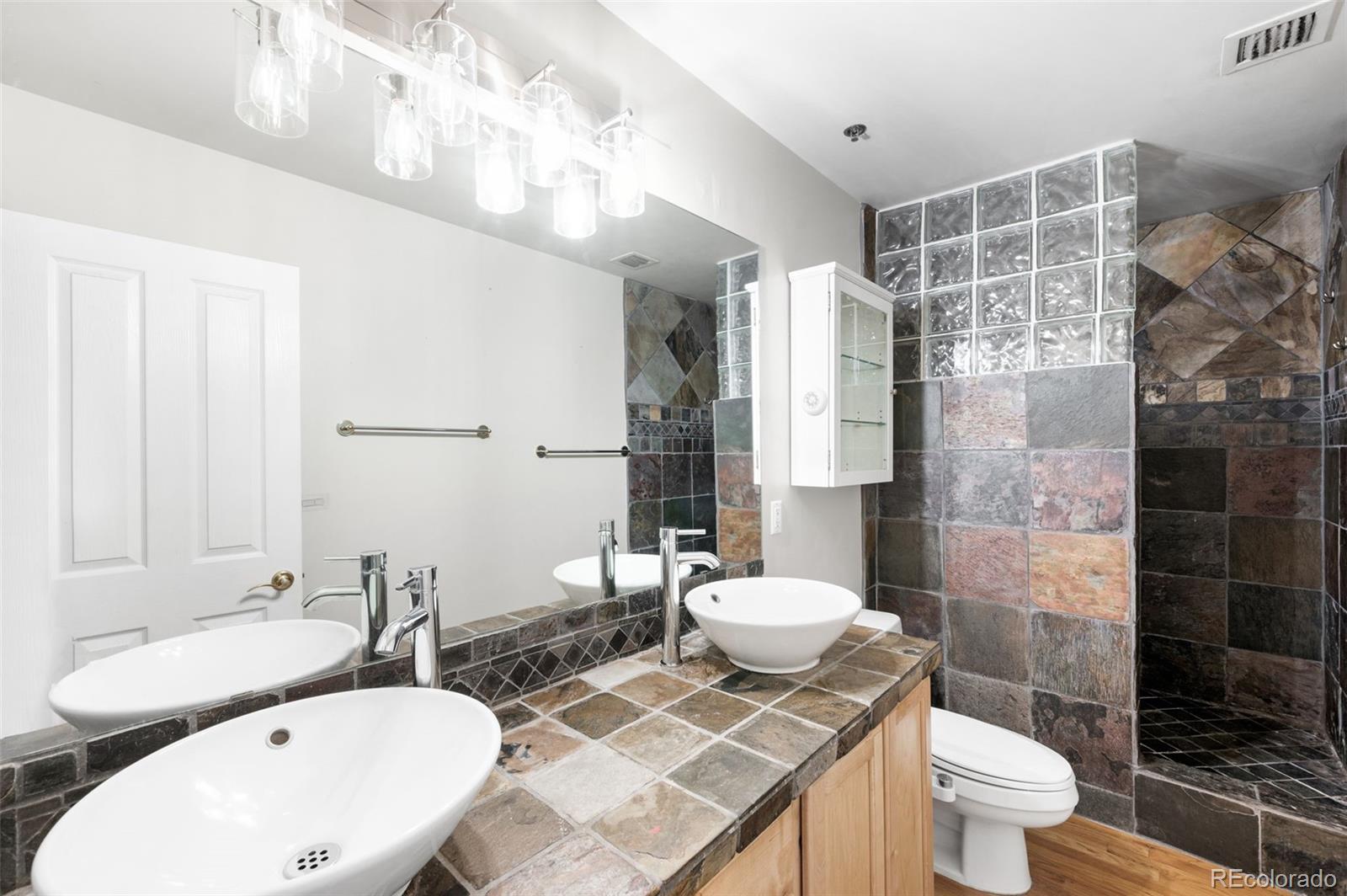1555 California Street Unit: 609