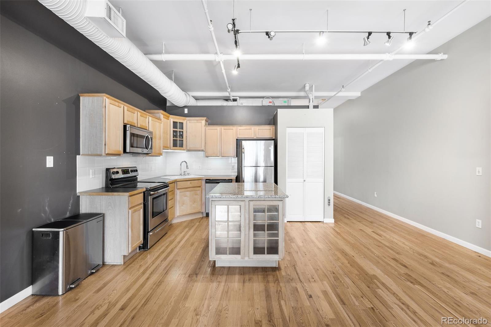 1555 California Street Unit: 609