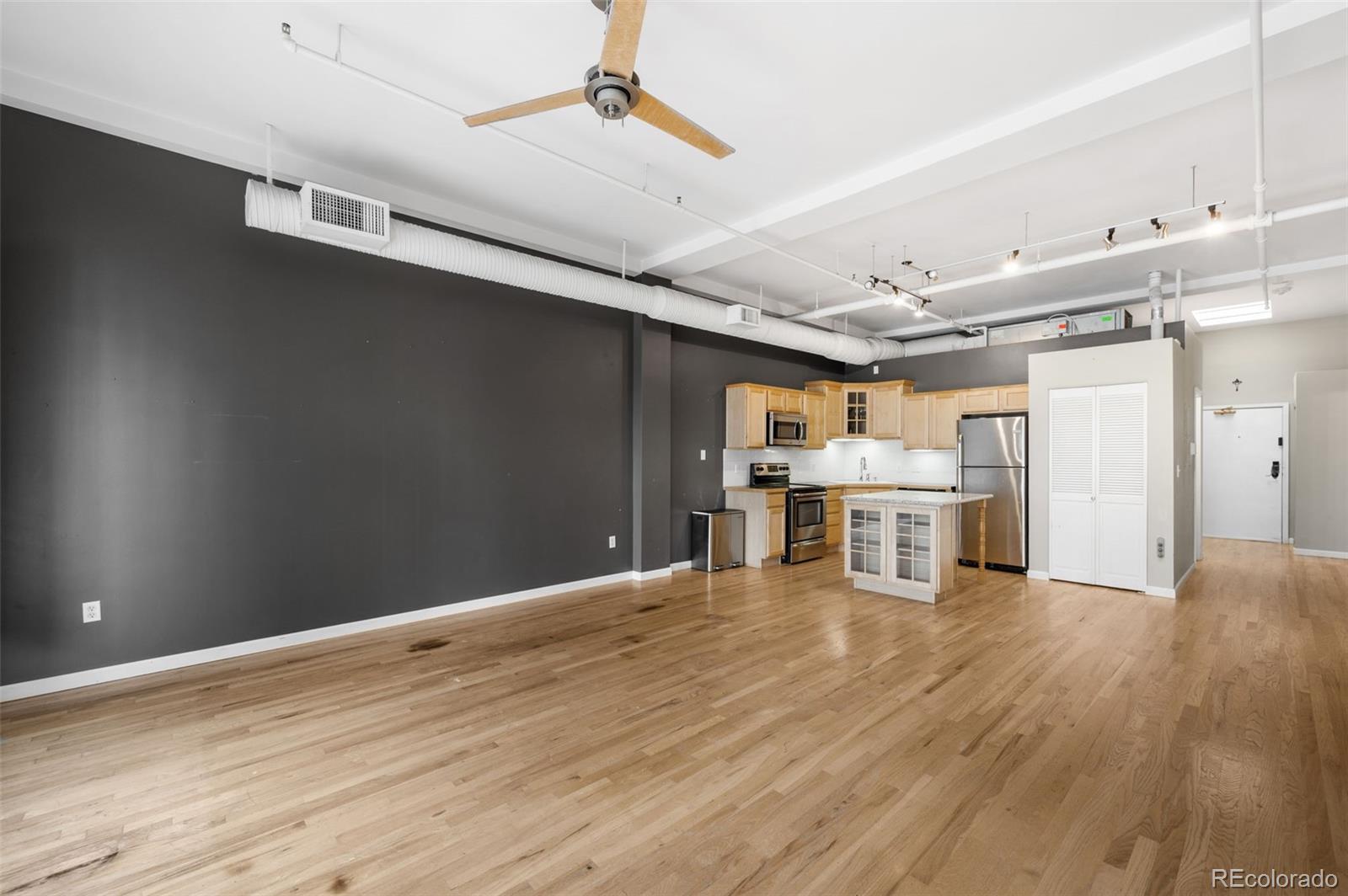 1555 California Street Unit: 609