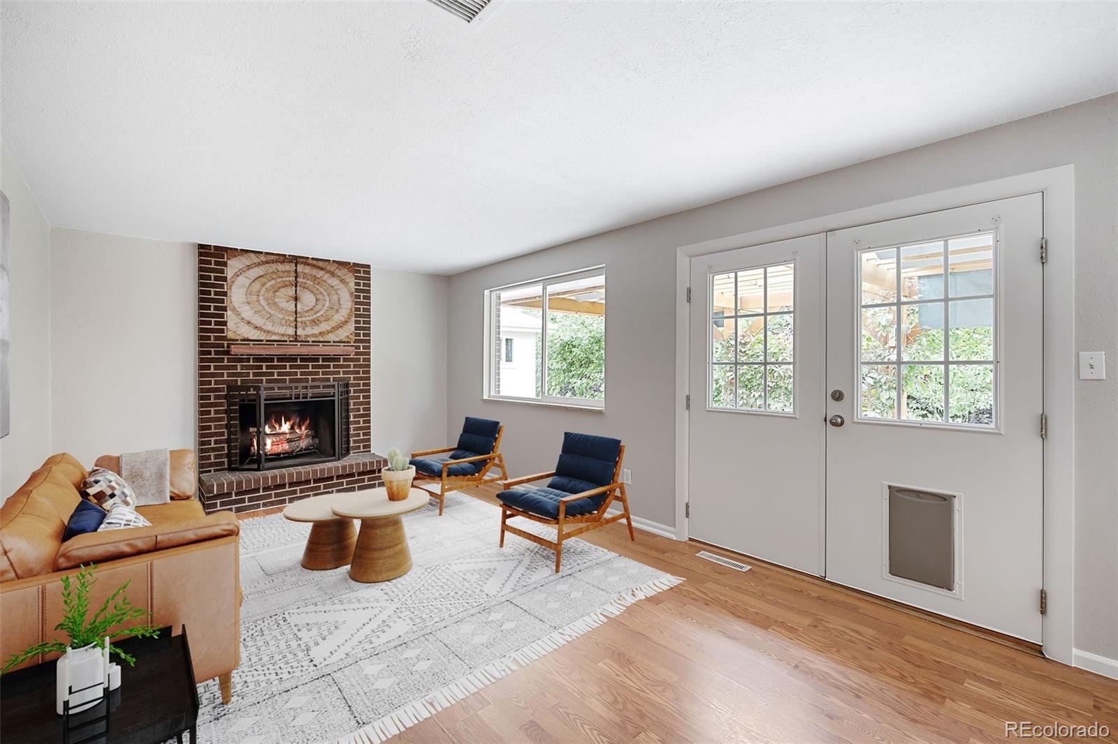 4667 S Oak Court