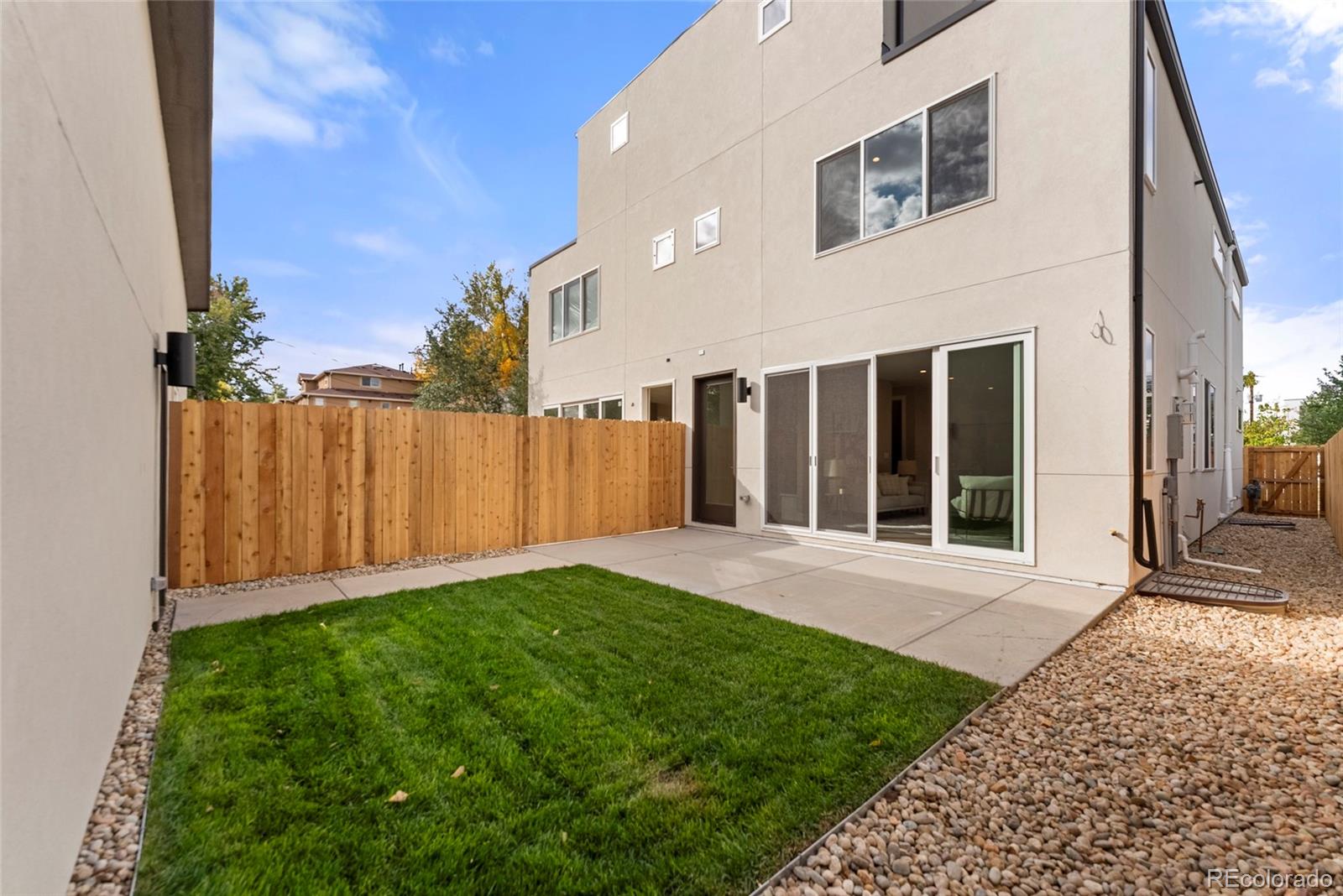 2660 S Cherokee Street