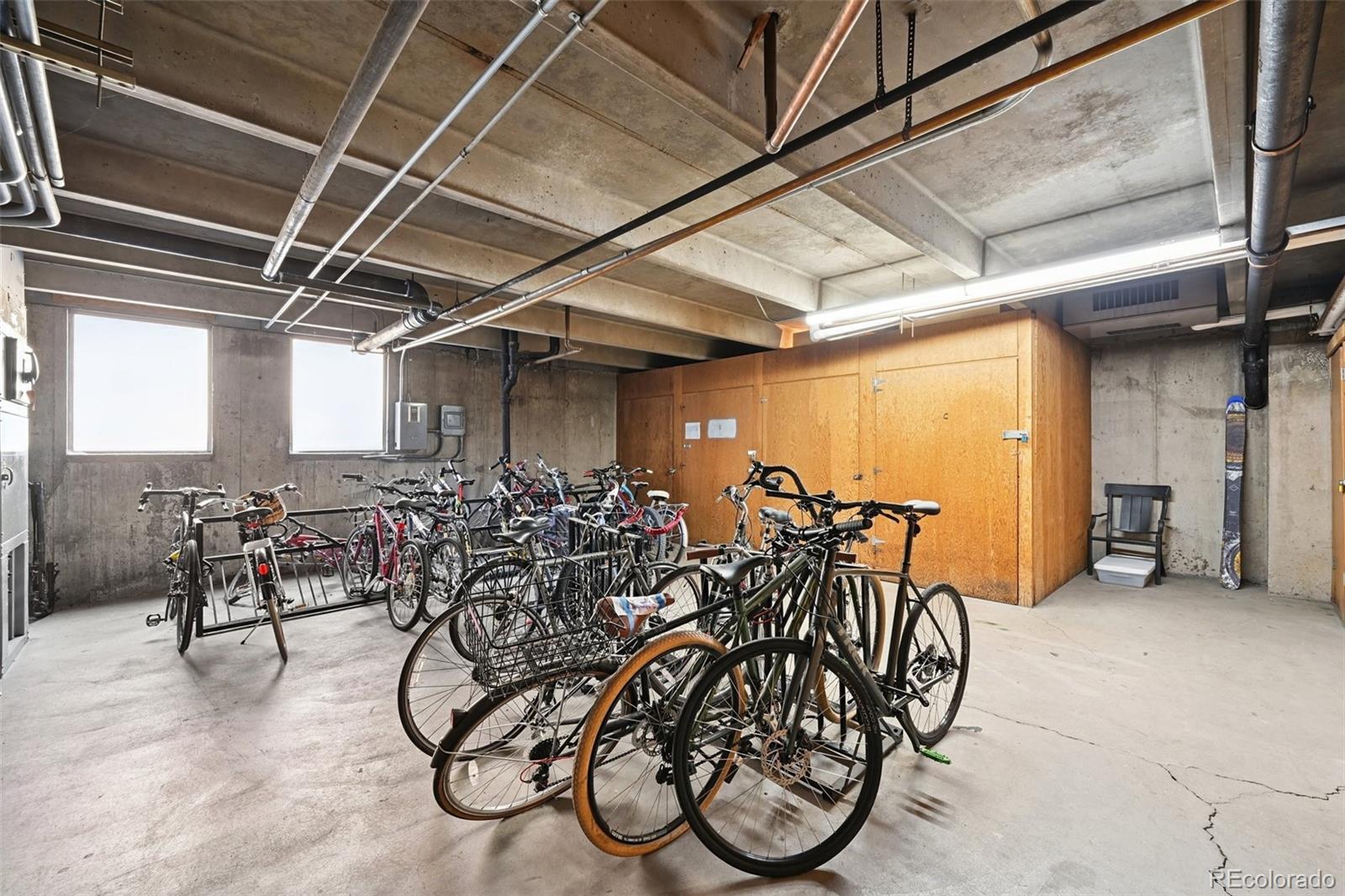 551 N Pearl Street Unit: 207