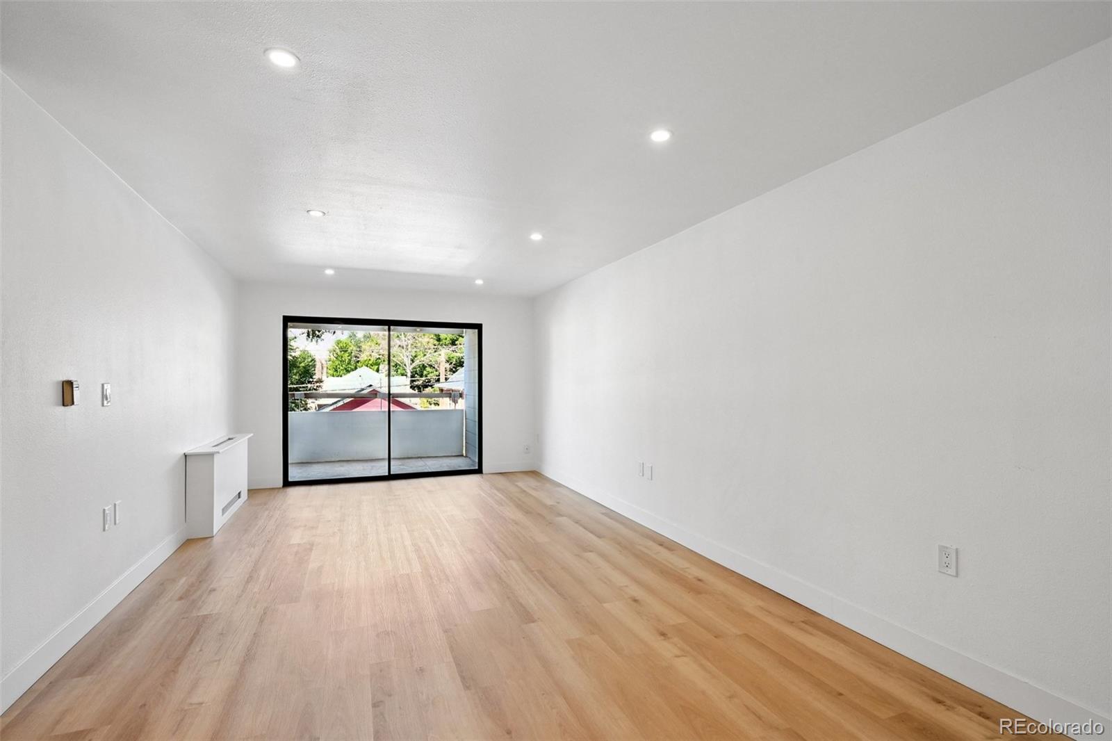 551 N Pearl Street Unit: 207