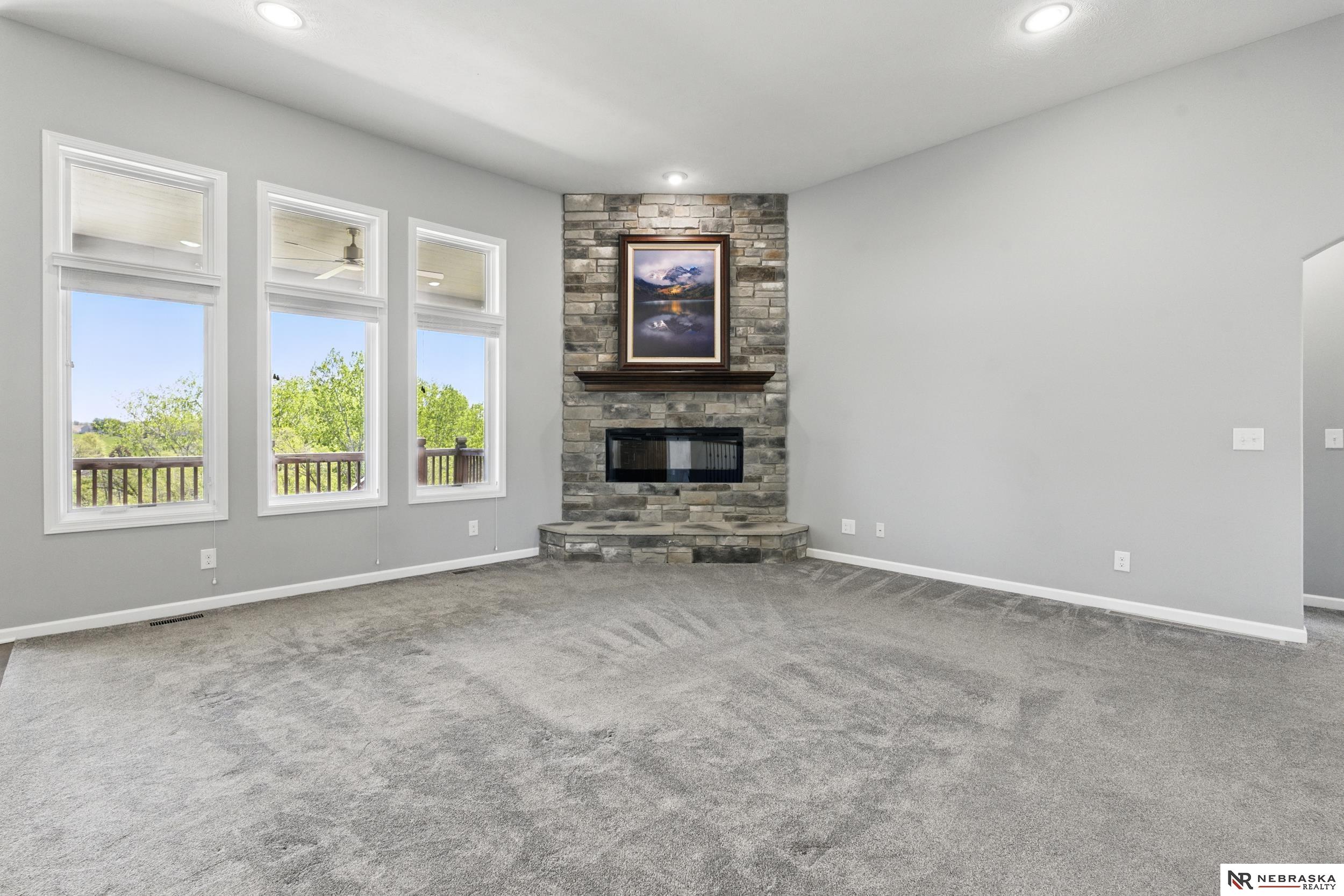 8605 Emerson Road