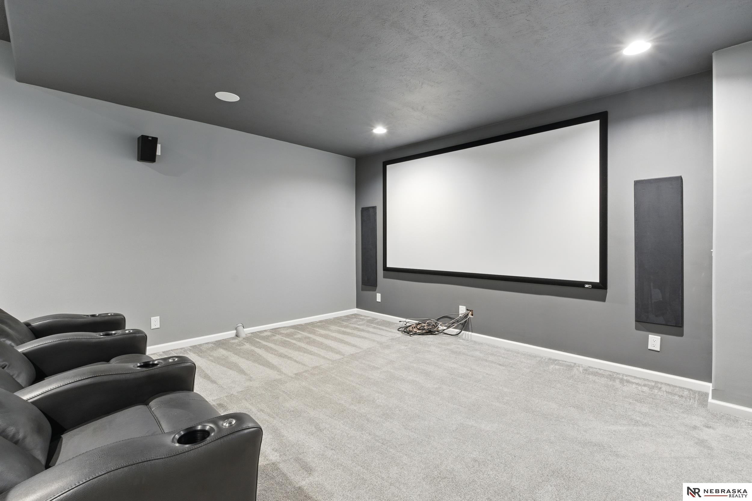8605 Emerson Road