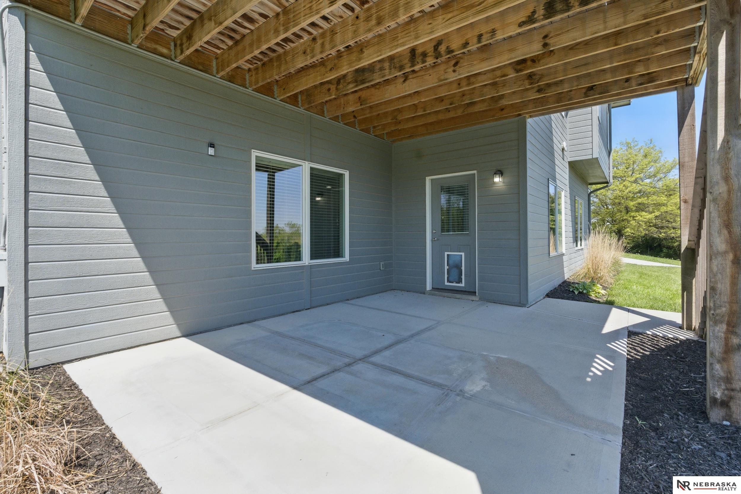 8605 Emerson Road