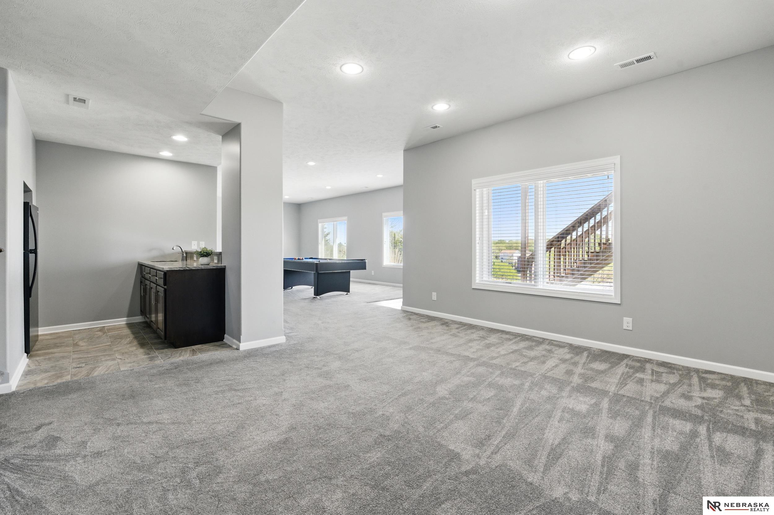 8605 Emerson Road