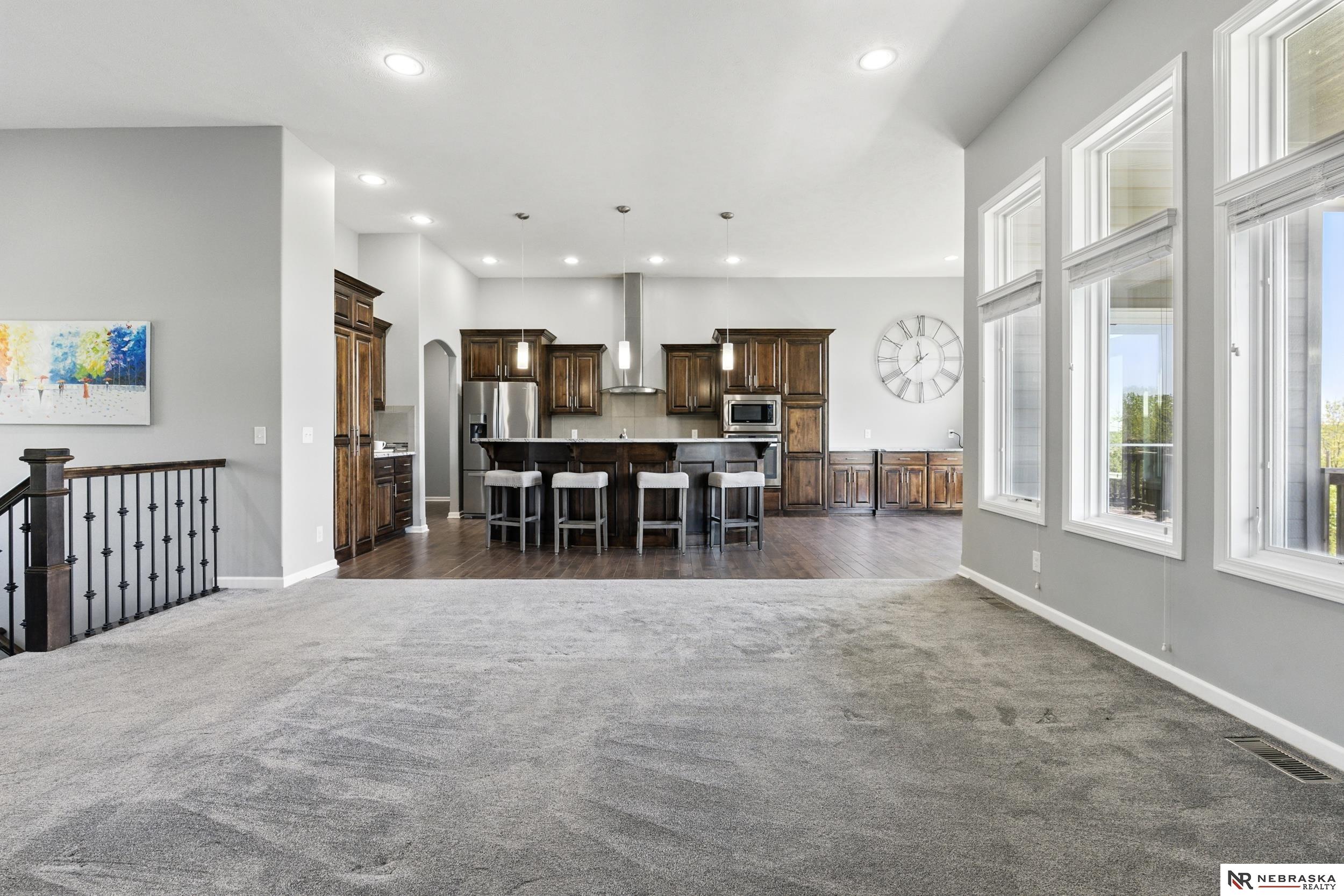 8605 Emerson Road