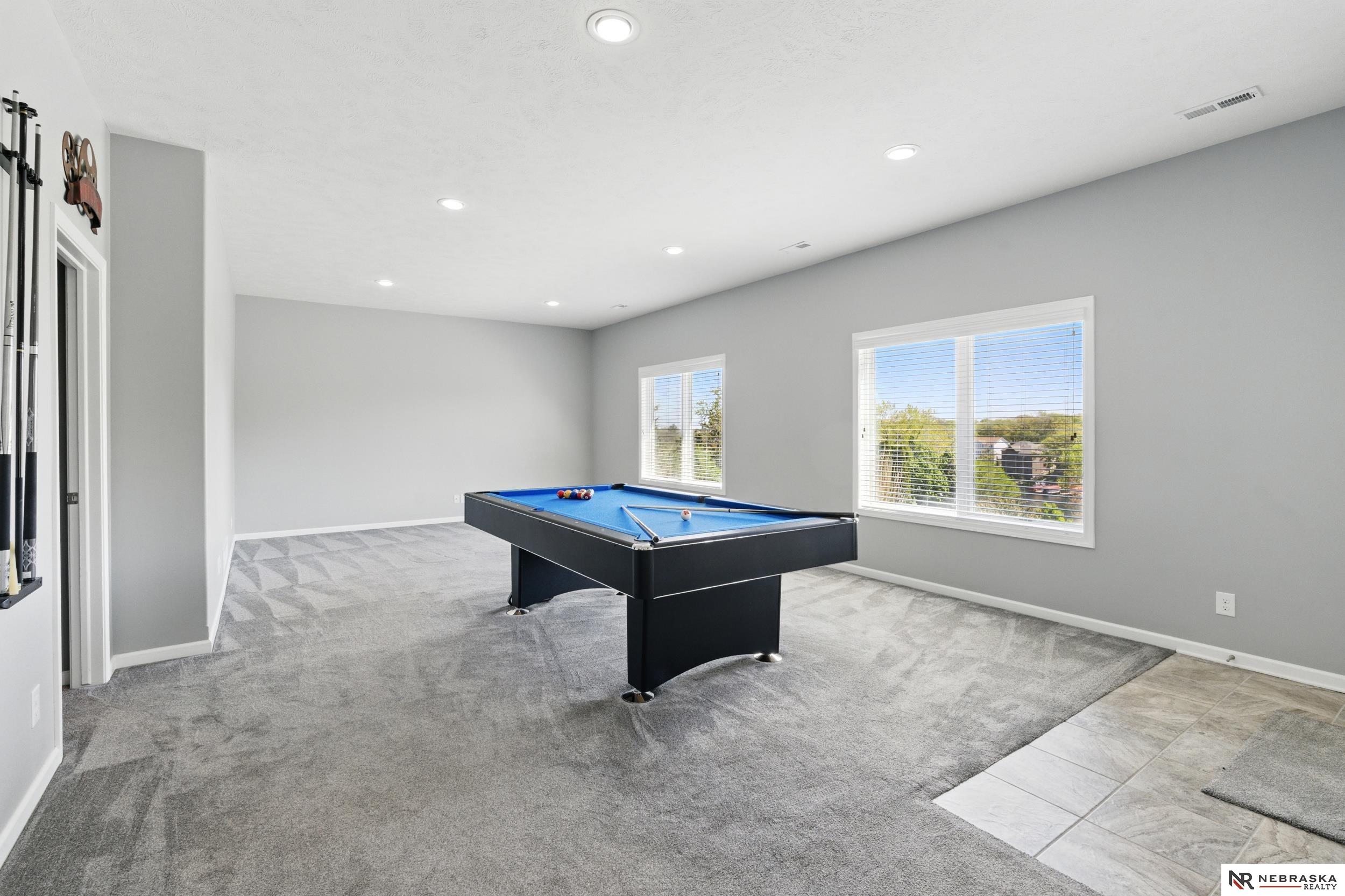 8605 Emerson Road