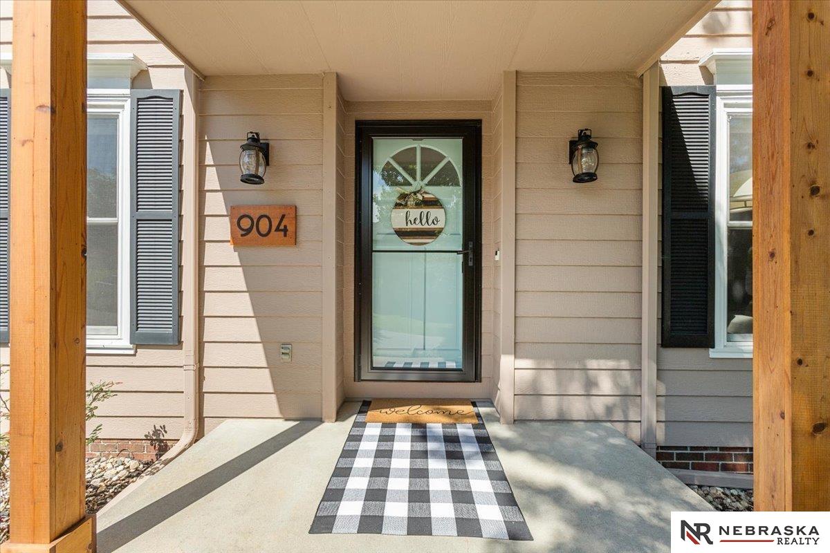 904 S 110th Plaza