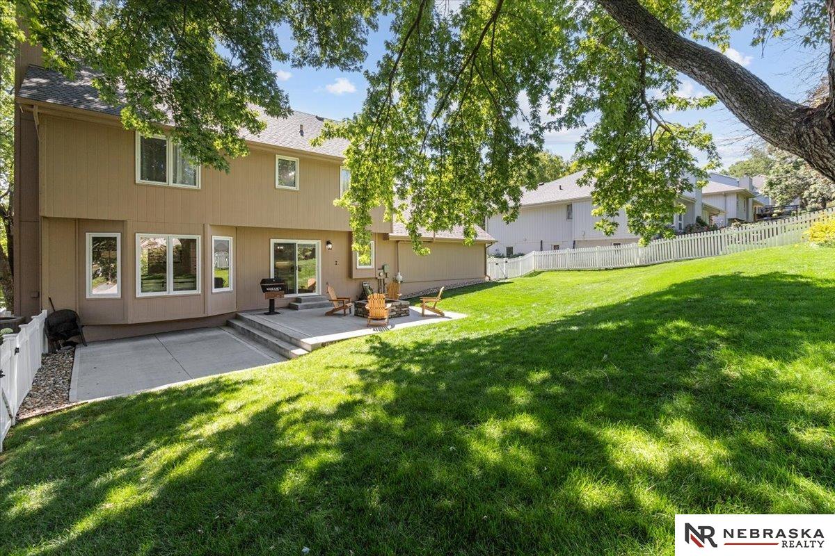 904 S 110th Plaza