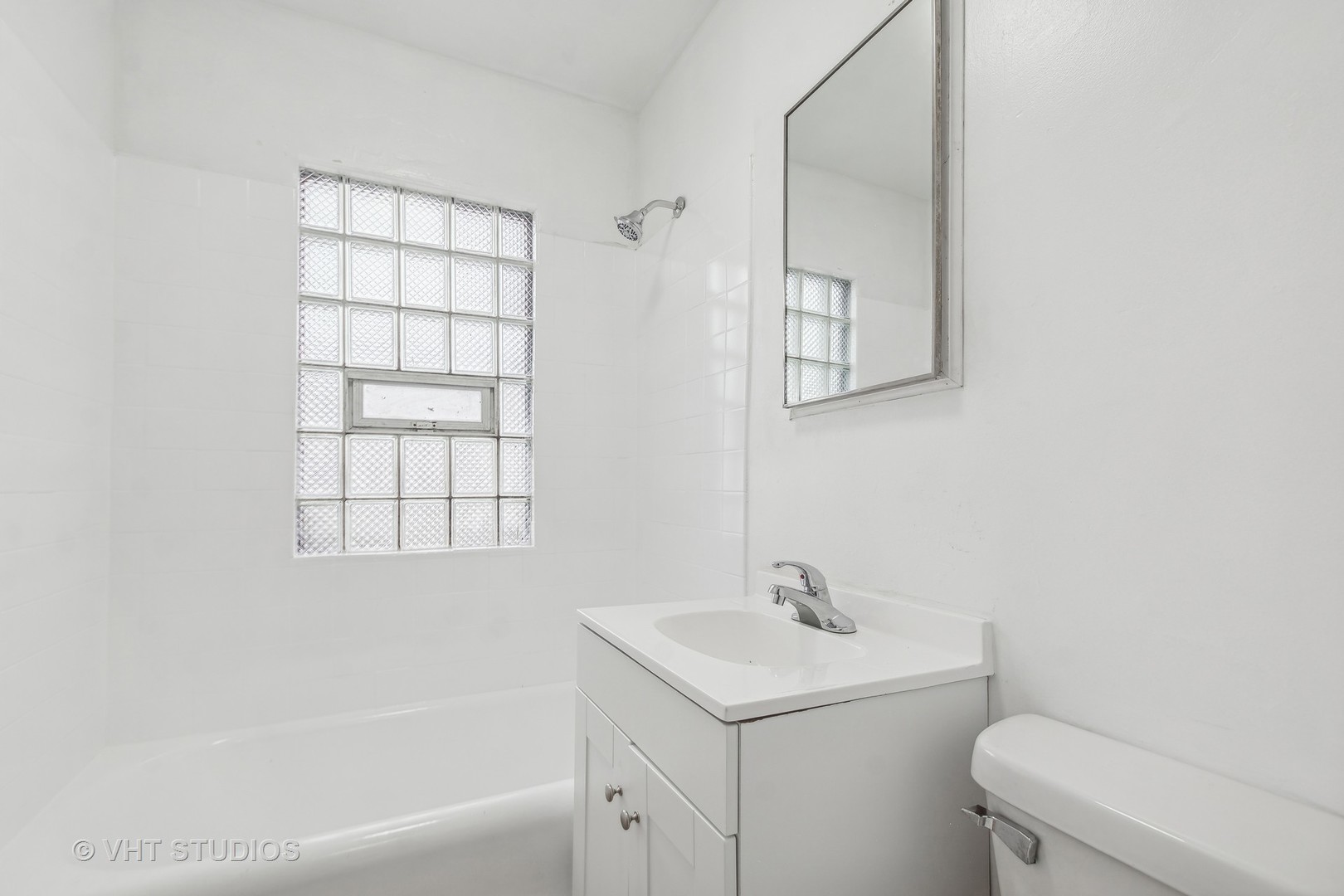 590 Price Avenue
